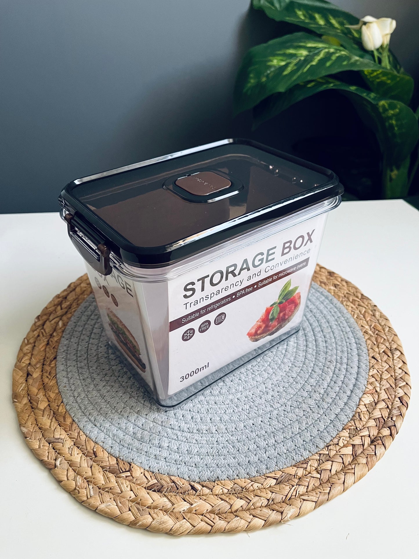 Large Fridge storge box (acrylic )3000ml