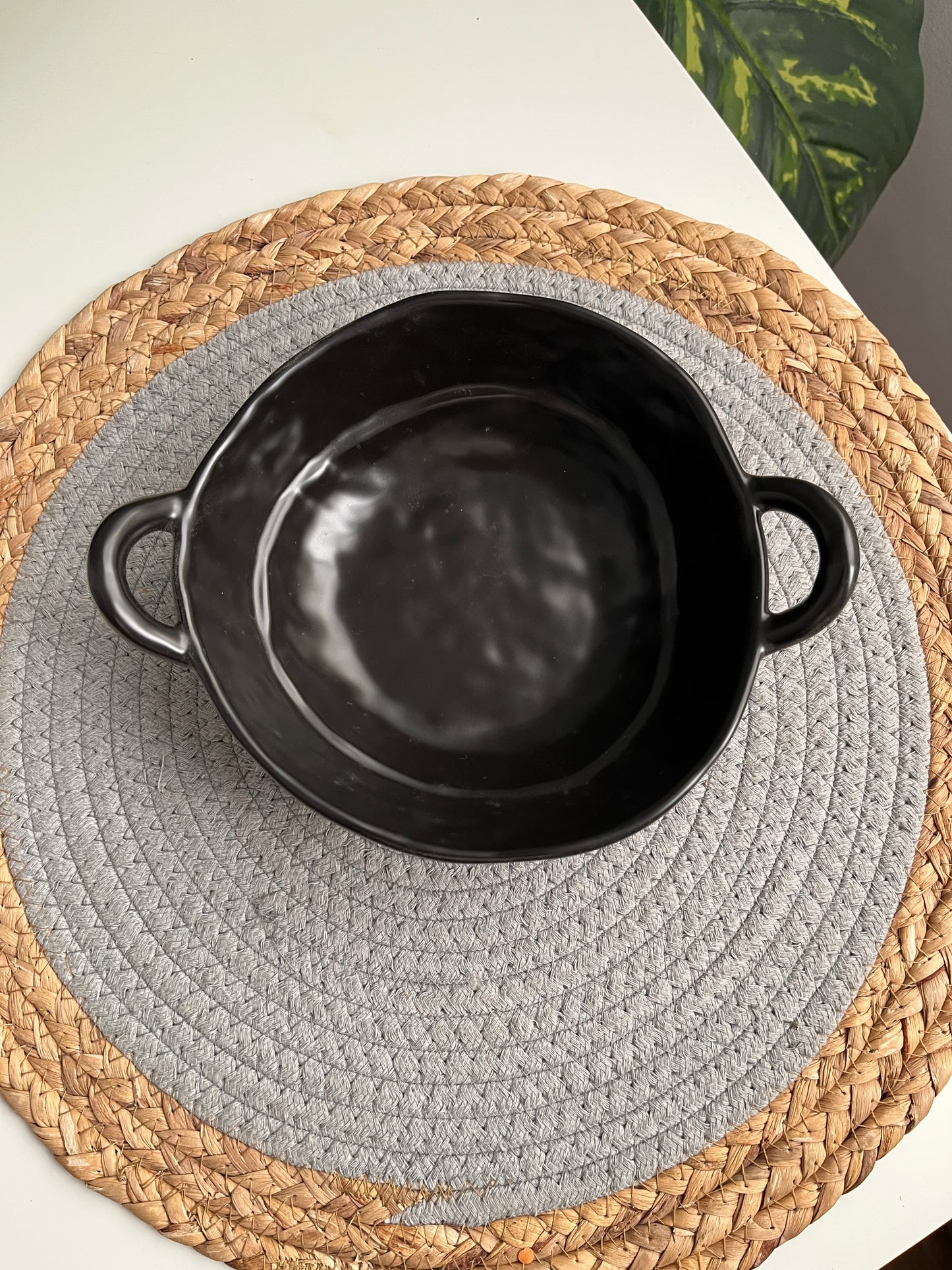 طبق بورسلين بيد (اسود)