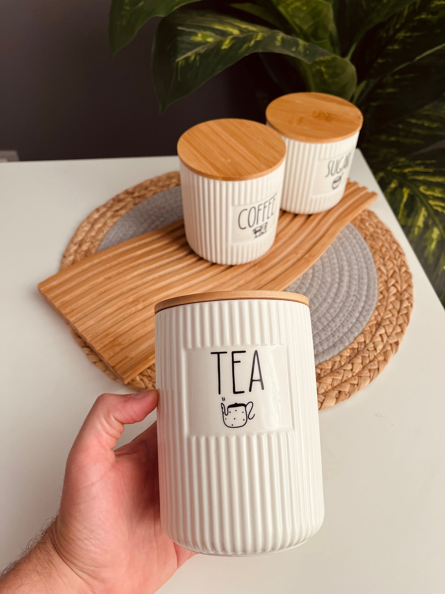 (Mq) Set of 3 porcelain jars +tray (coffee -sugar -tea)new(مضلع)
