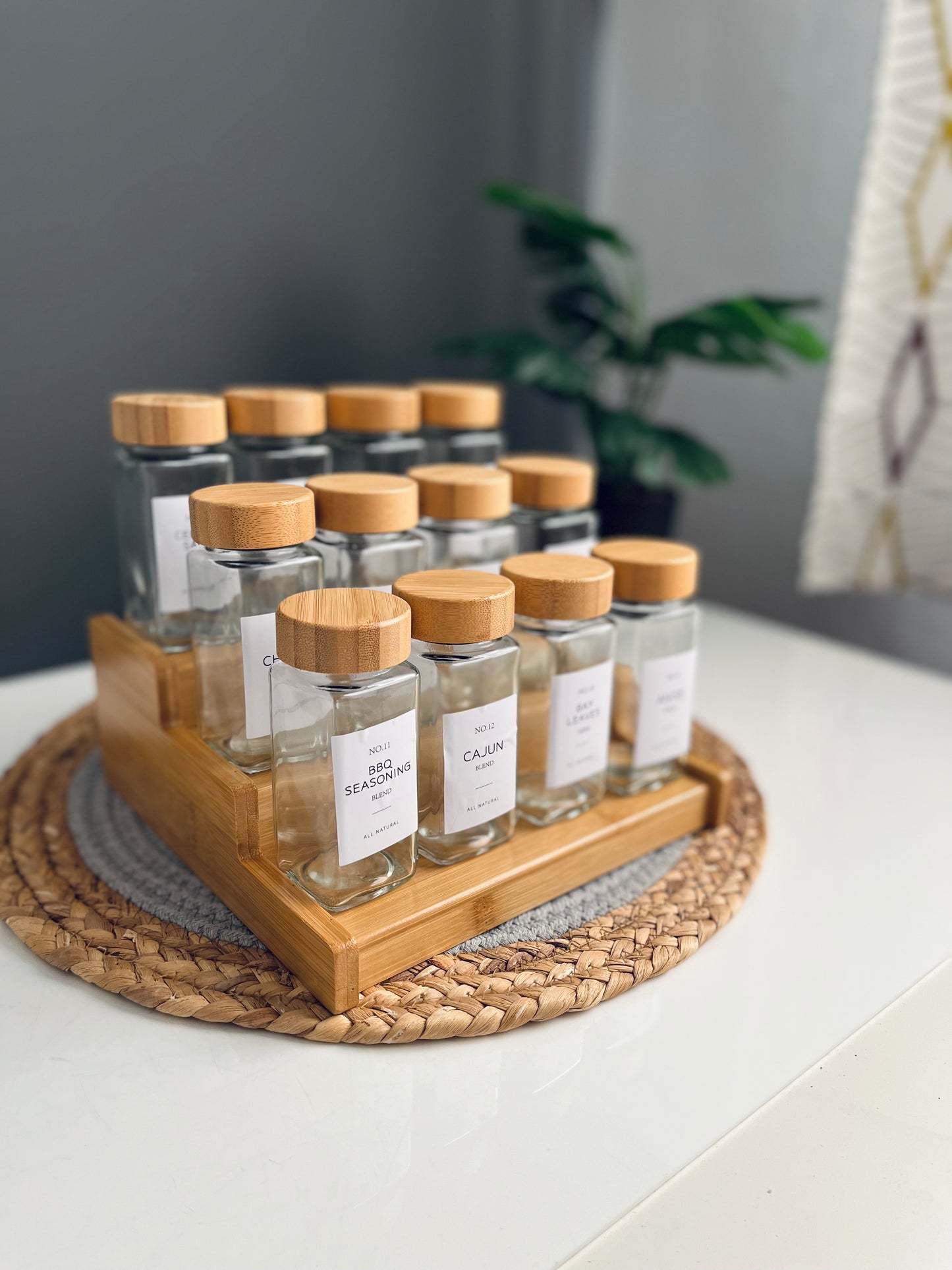 Set of 12 square 150ml glass jars + Small stairs