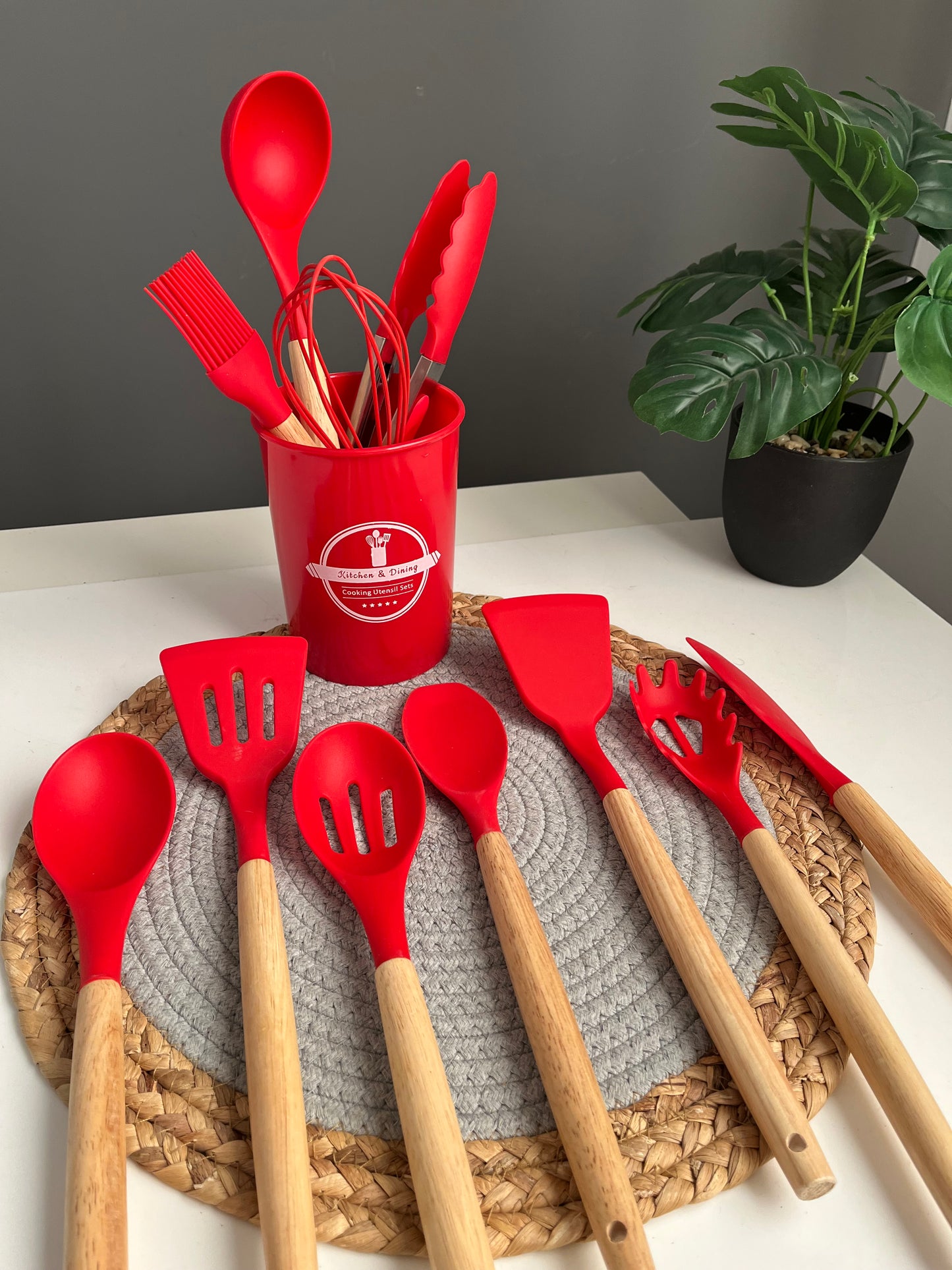 Red Set of 11 silicone utensils