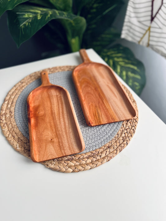 طقم اطباق بيد طويل (٢ مقاس )خشب كاى