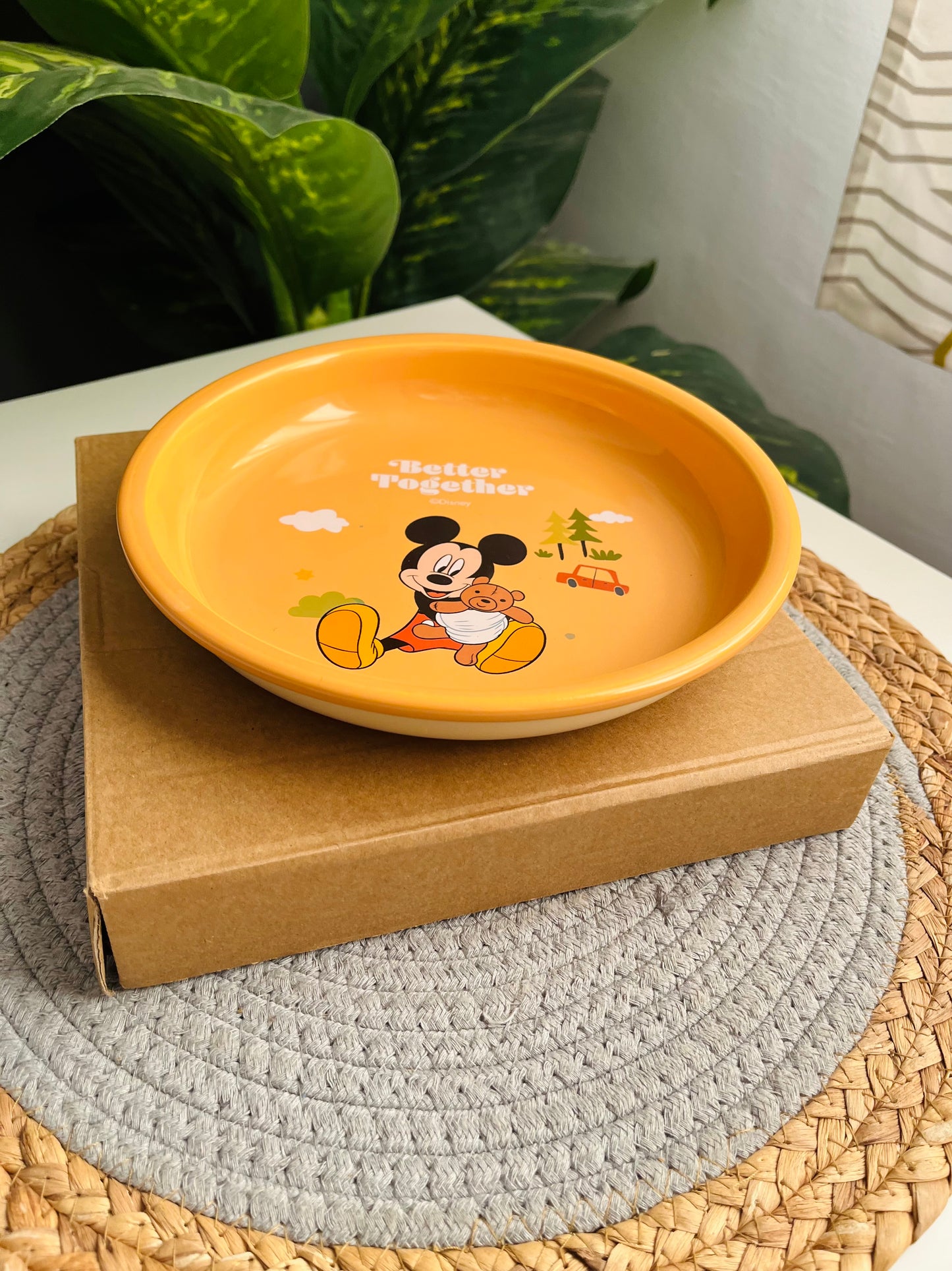 ( Code 201VV)طبق بورسلين 21cm( برتقالى ديزنى الاصلى)