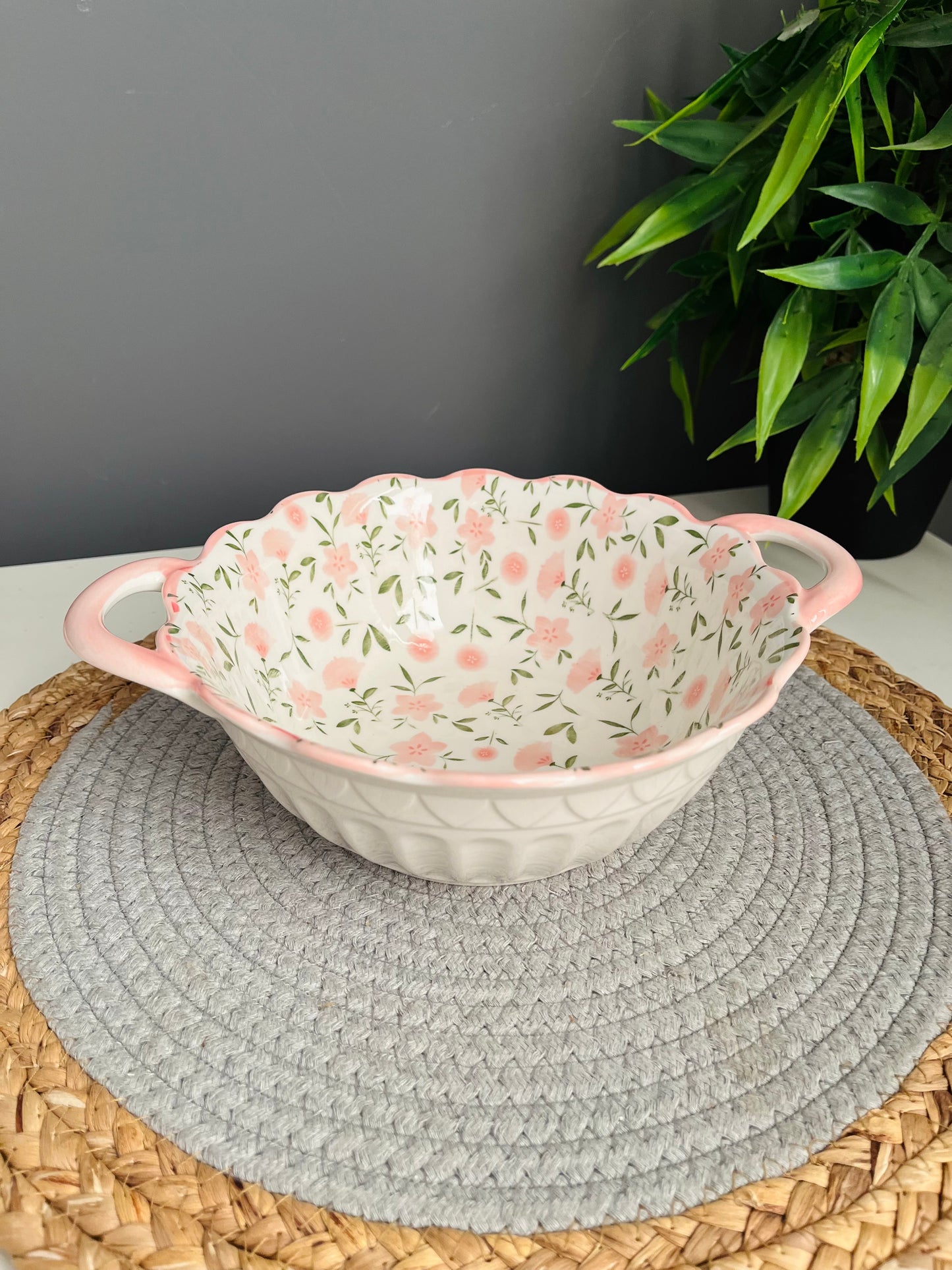 طاجن بورسلين بيد غويط ورد(c135)