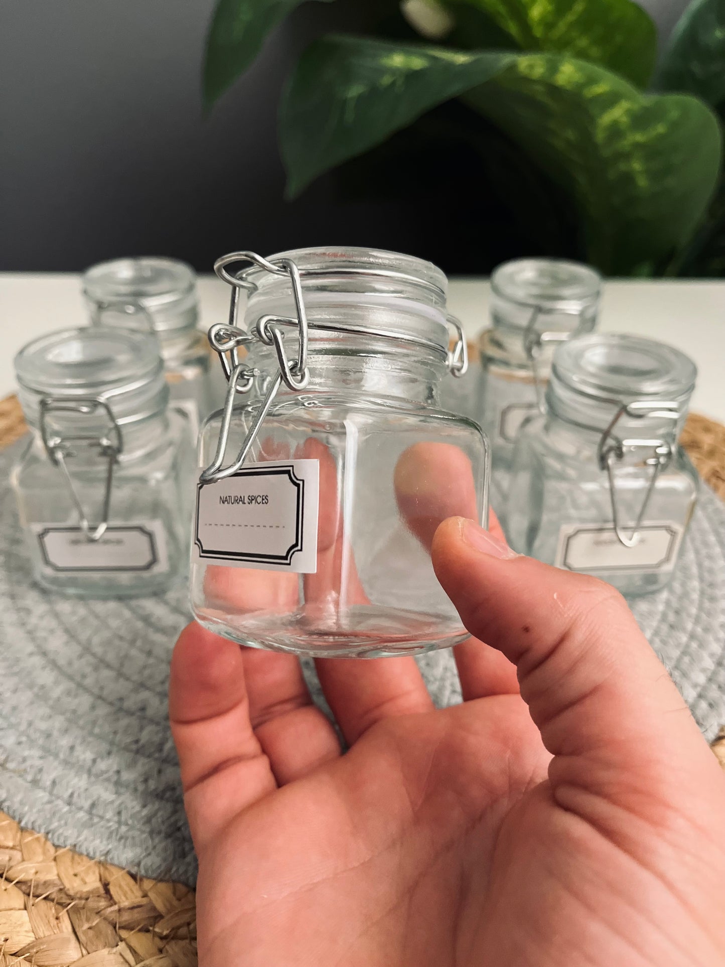 Set of 6 Spices Glass jar(tiny )100ml(code50-31)