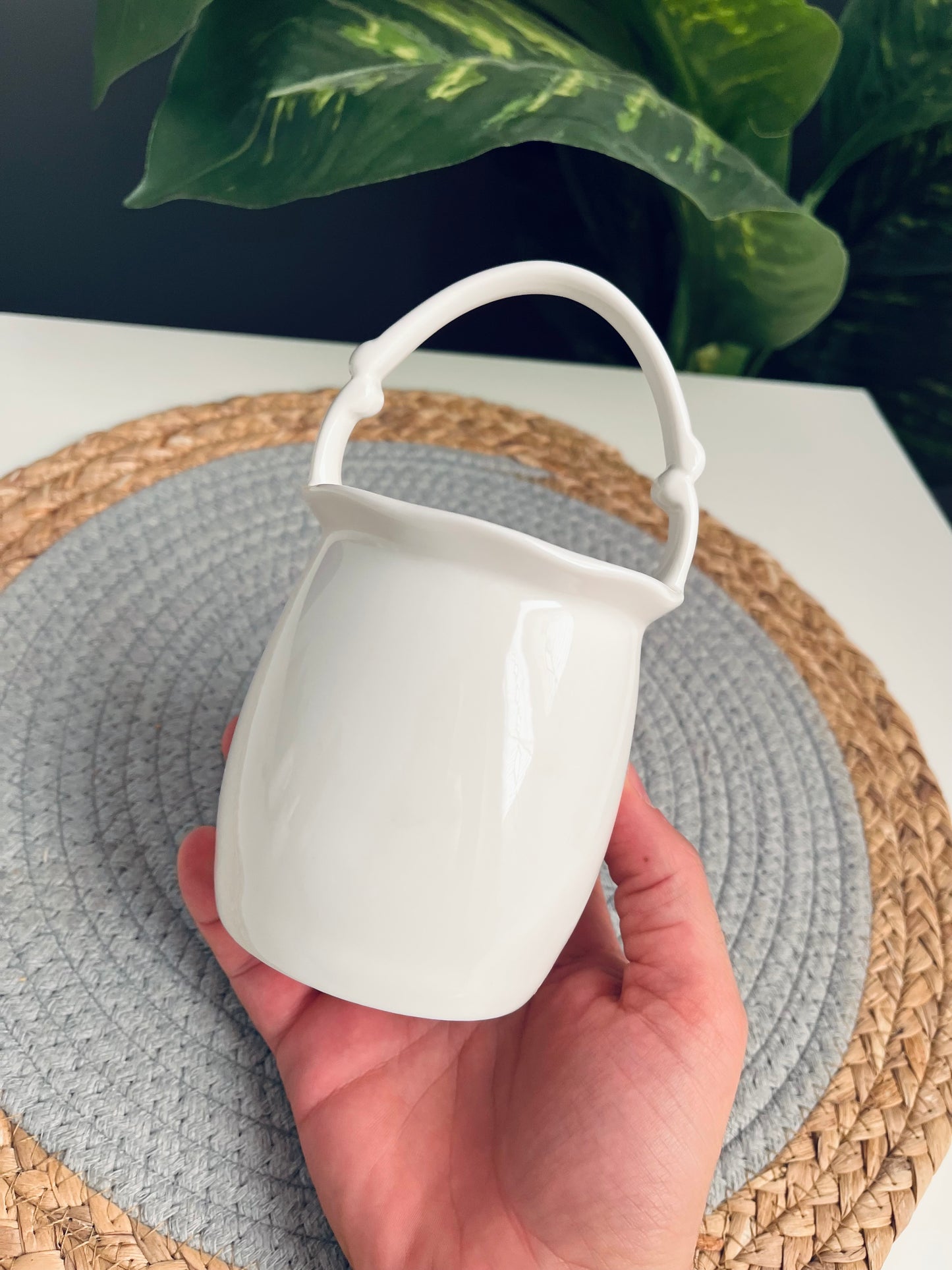 Porcelain holder (new)code51-76