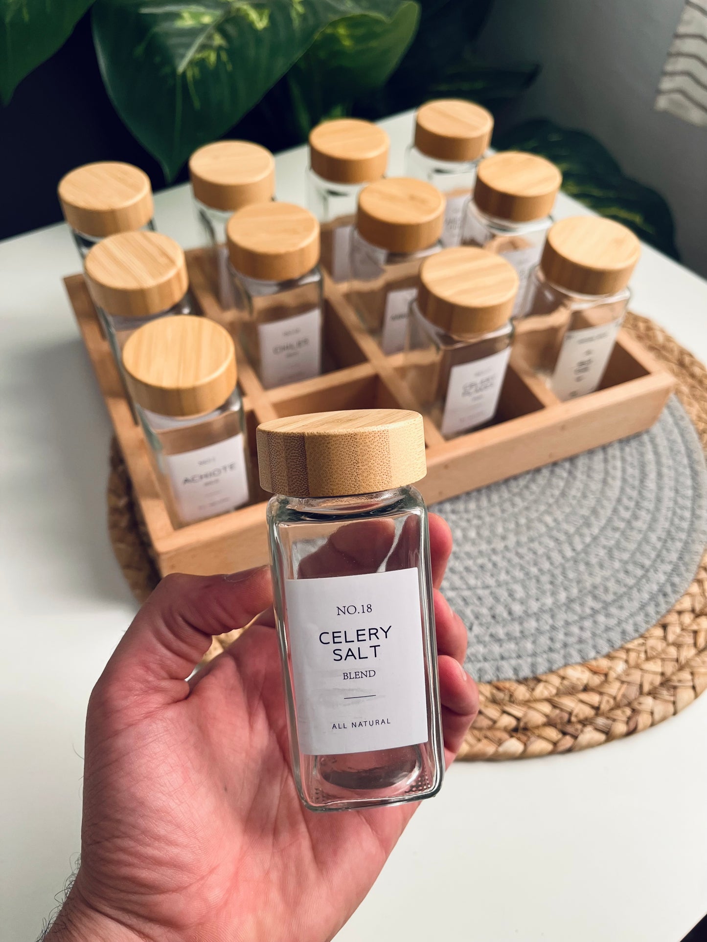 Set of 12 glass jars 150ml + new organizer