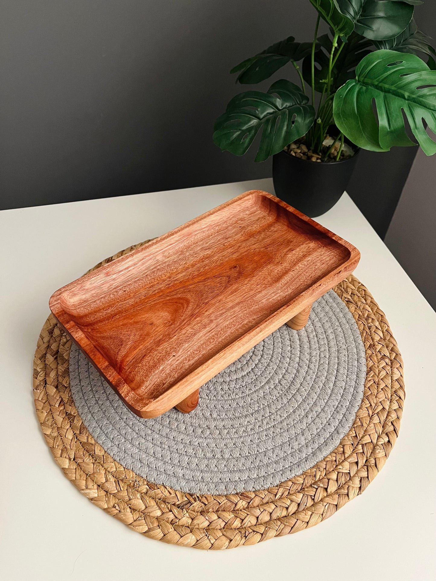 high tray wooden with leg (kay)28cm*16cm