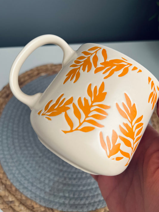 Porcelain mug (orange )pattern (code476)