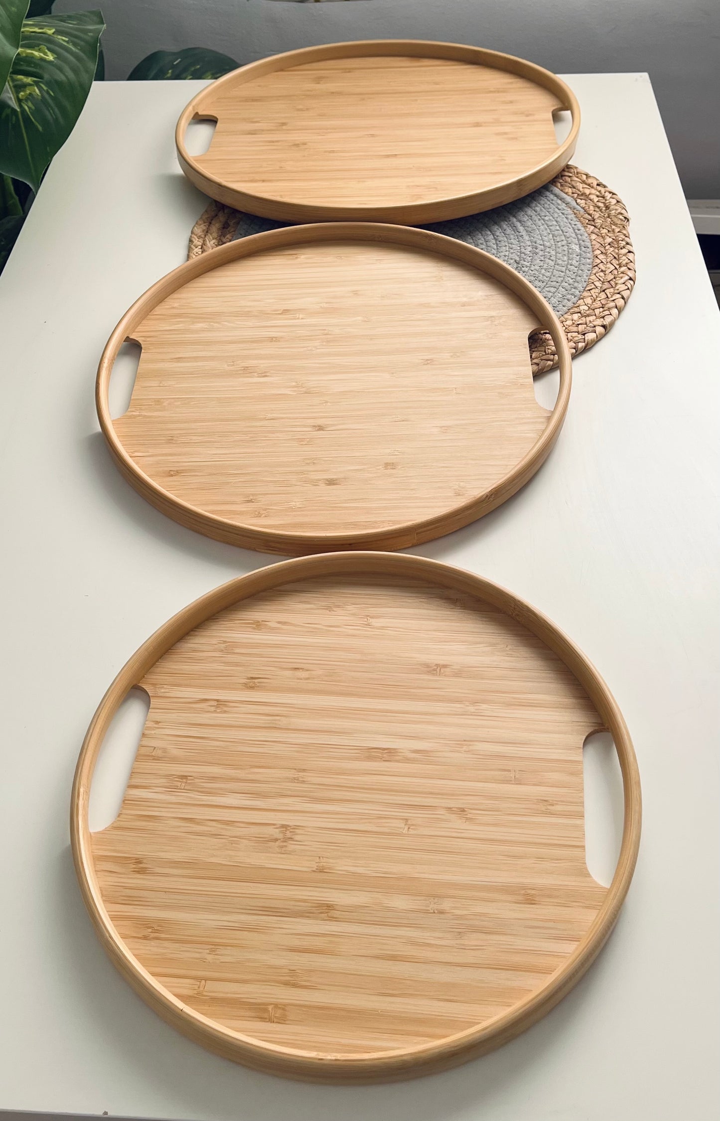 Set of 3 bamboo trays (مدور جديد)
