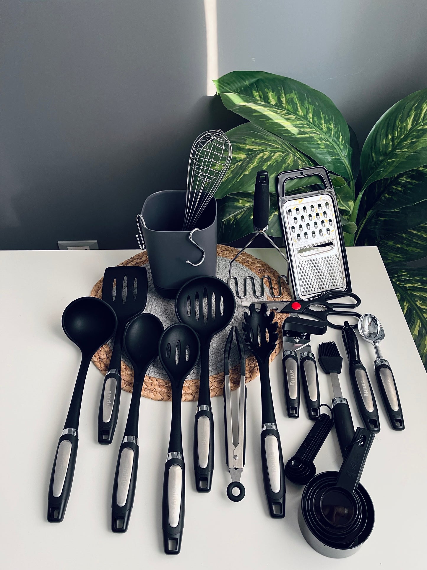 Silicone Utensil Set طقم التوزيع الچامبو ٣٦ قطعه