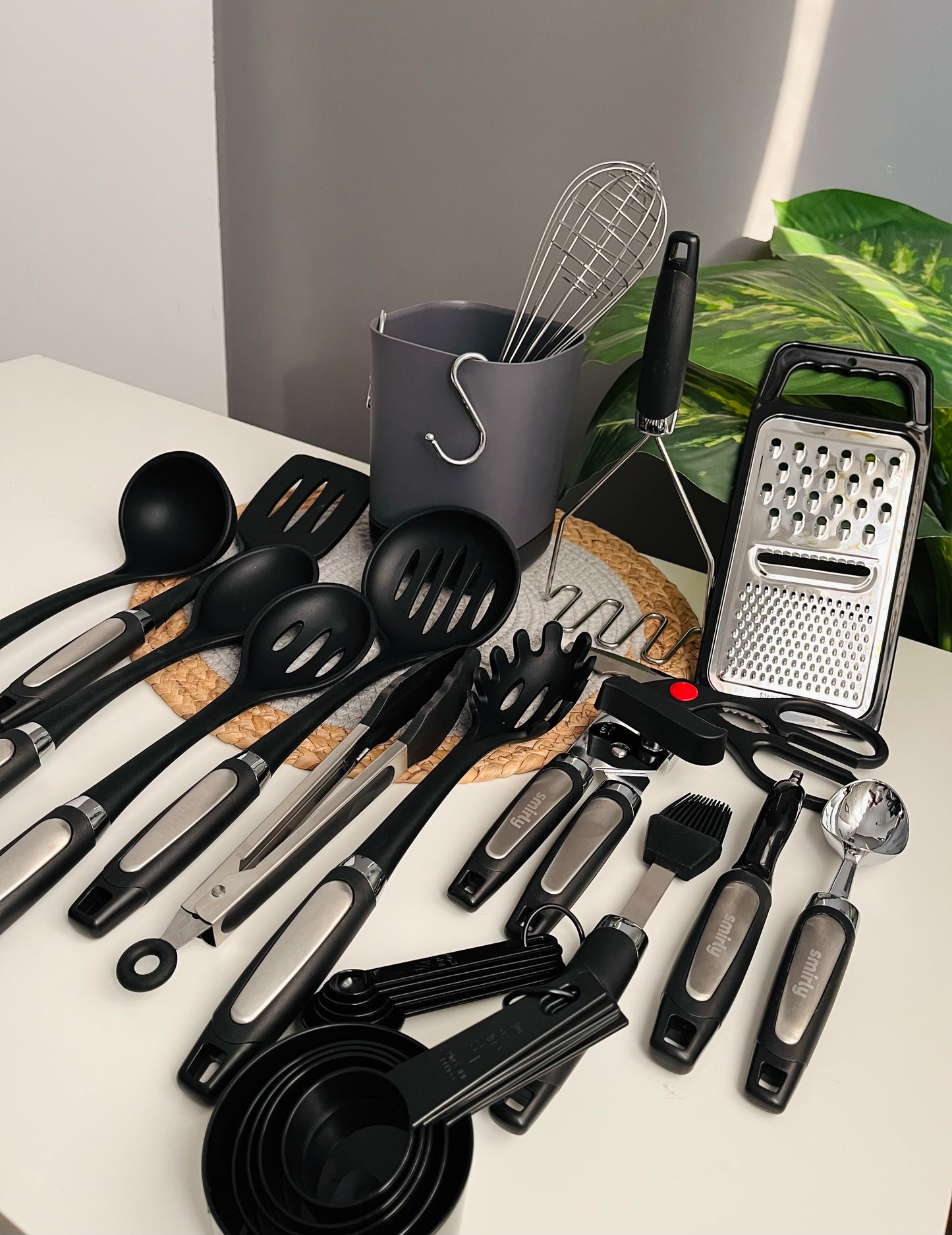 Silicone Utensil Set طقم التوزيع الچامبو ٣٦ قطعه