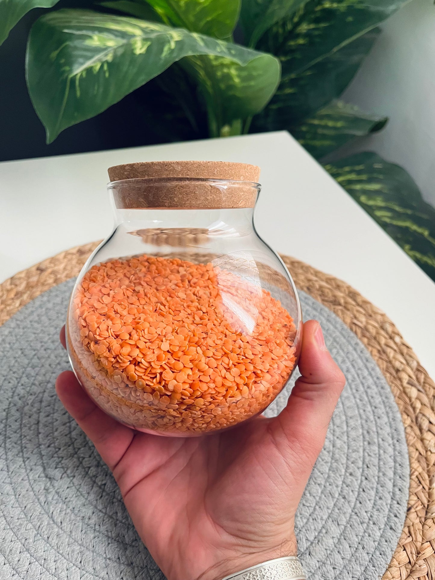 One glass jar (curvy)600ml
