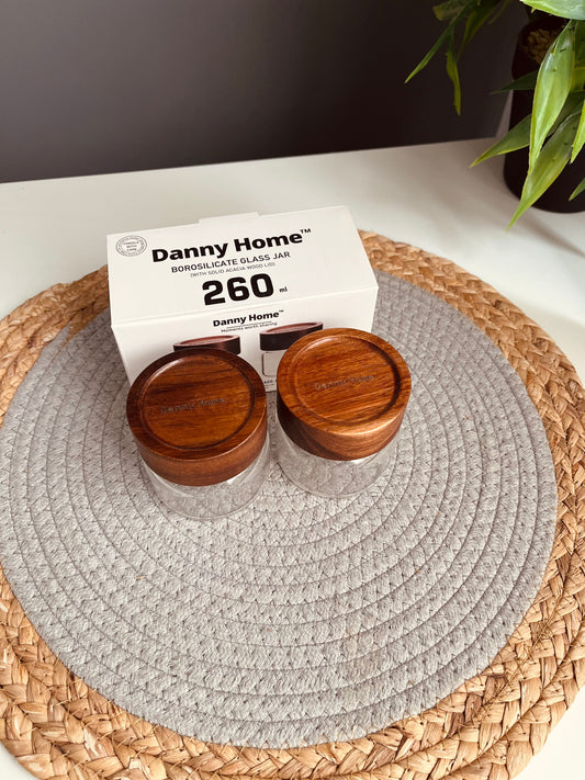 2 glass jars (Danny home)130ml(جديد)غطاء غامق