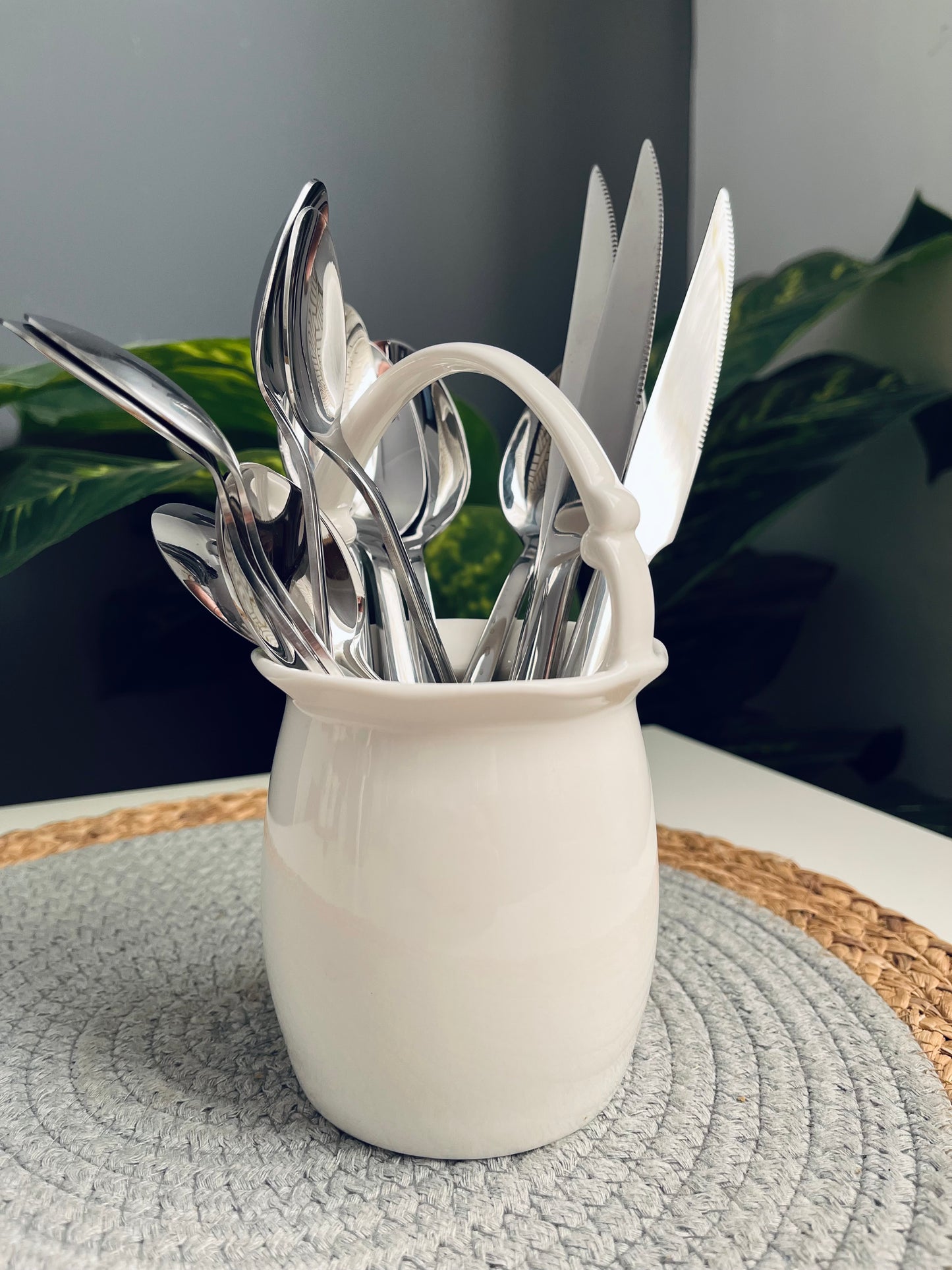 Porcelain holder (new)code51-76