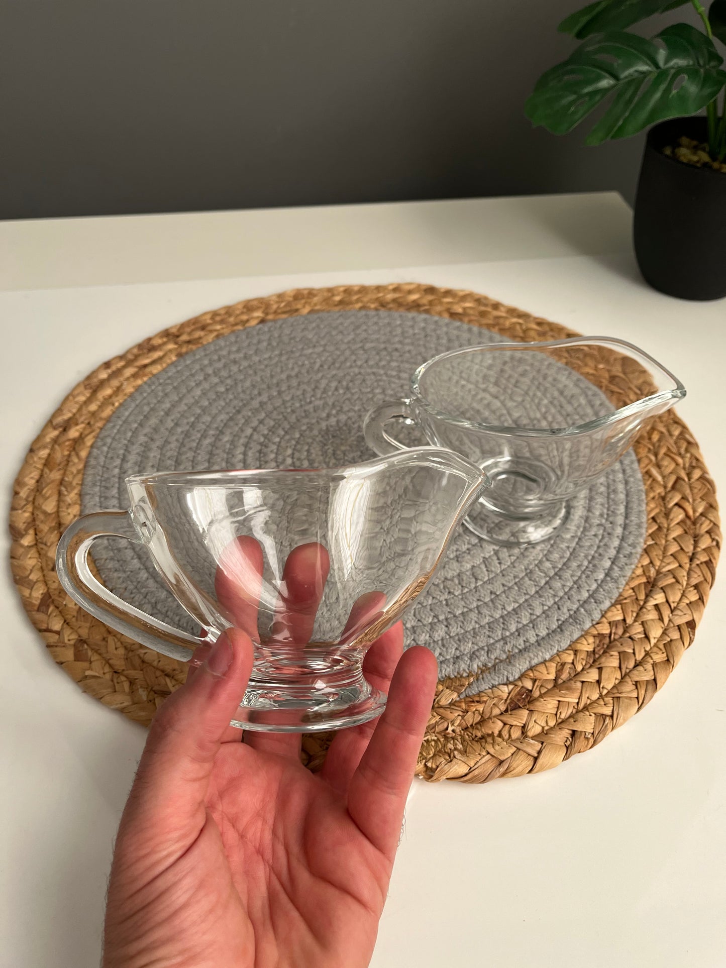 Set of 2 sauce cup code 334