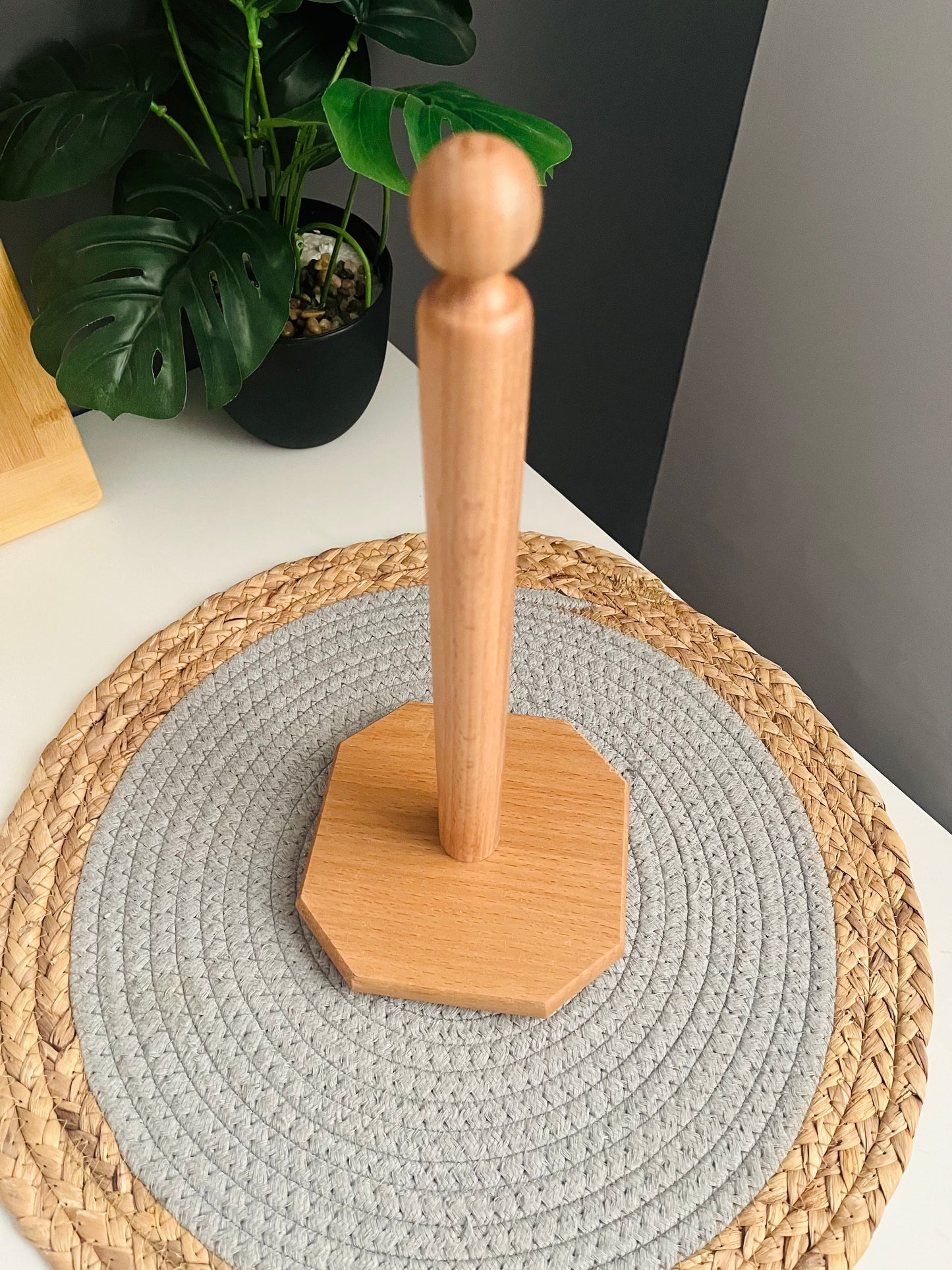 Tissue stand (zan)