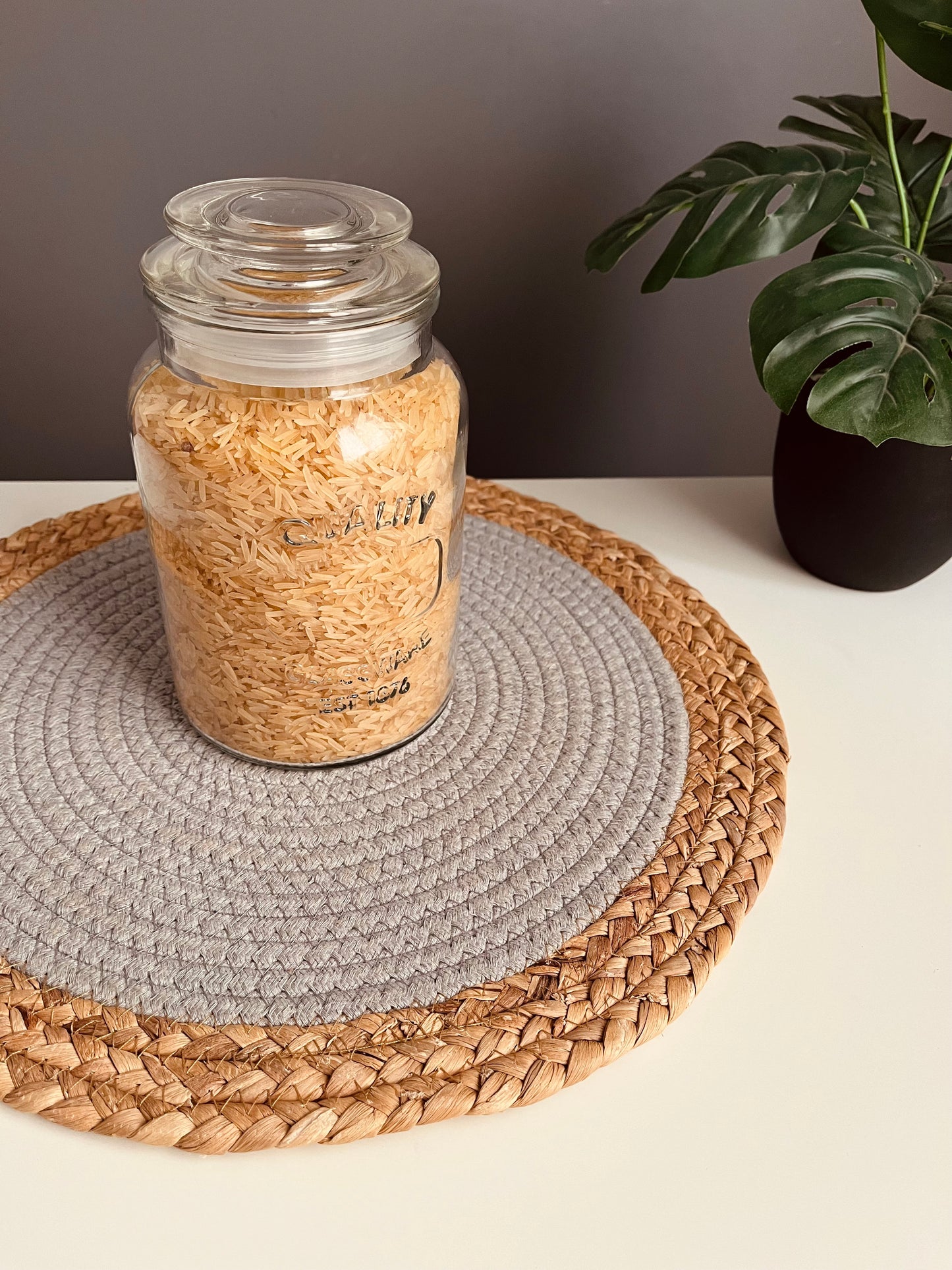Medium Glass jar 1200ml(quality)code154