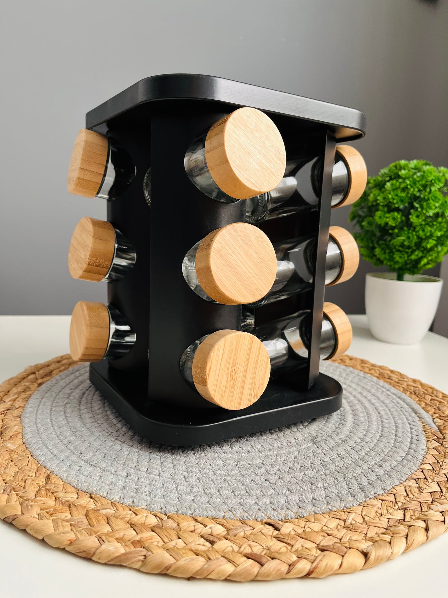 Set of 12 glass jars 150ml + black holder