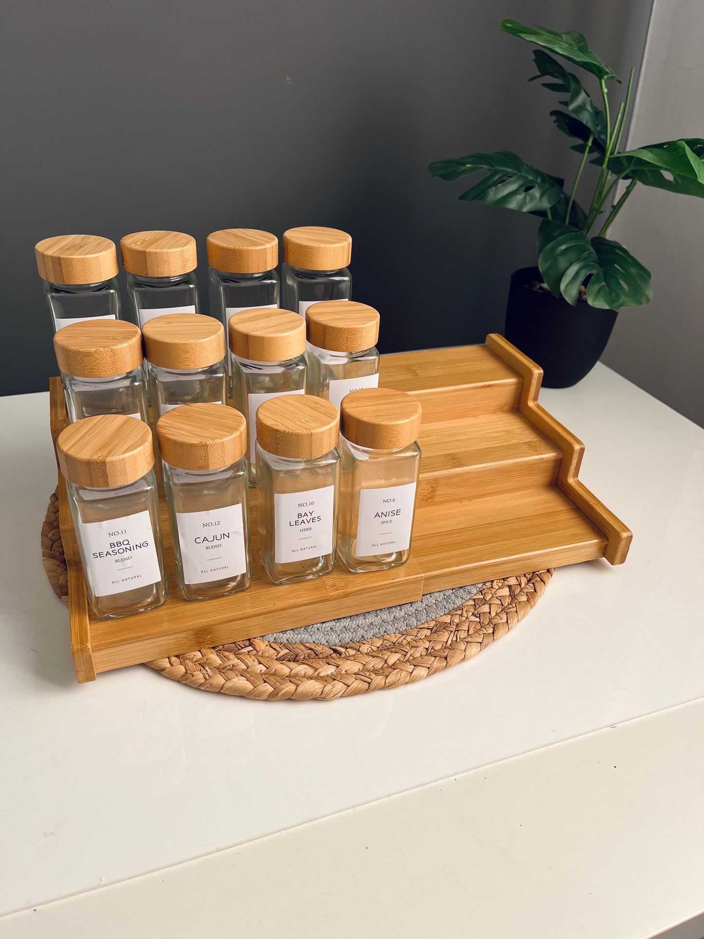 Set of 12 square 150ml glass jars + Small stairs
