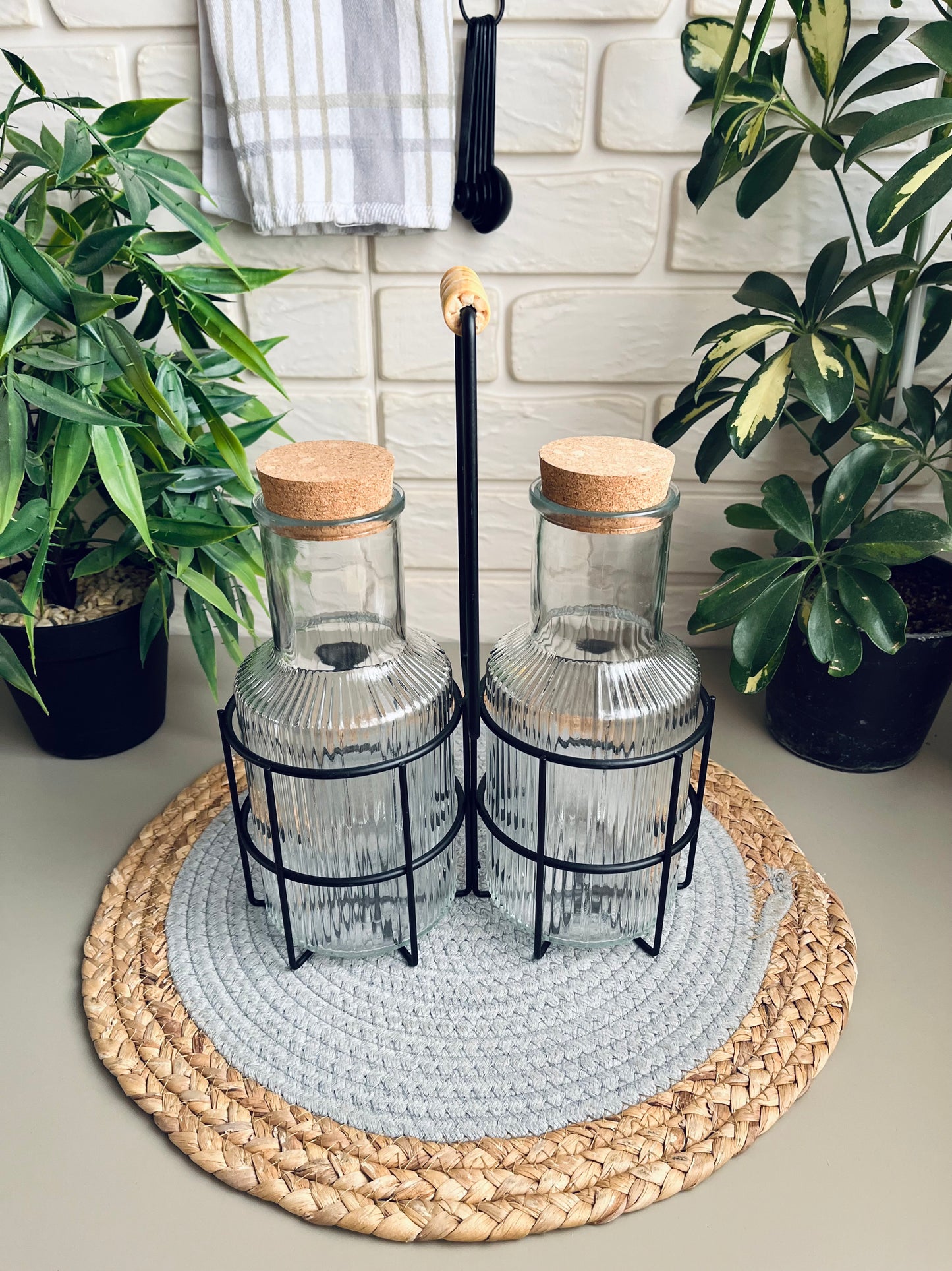 Set of 2 Glass bottles 900ml (code033)