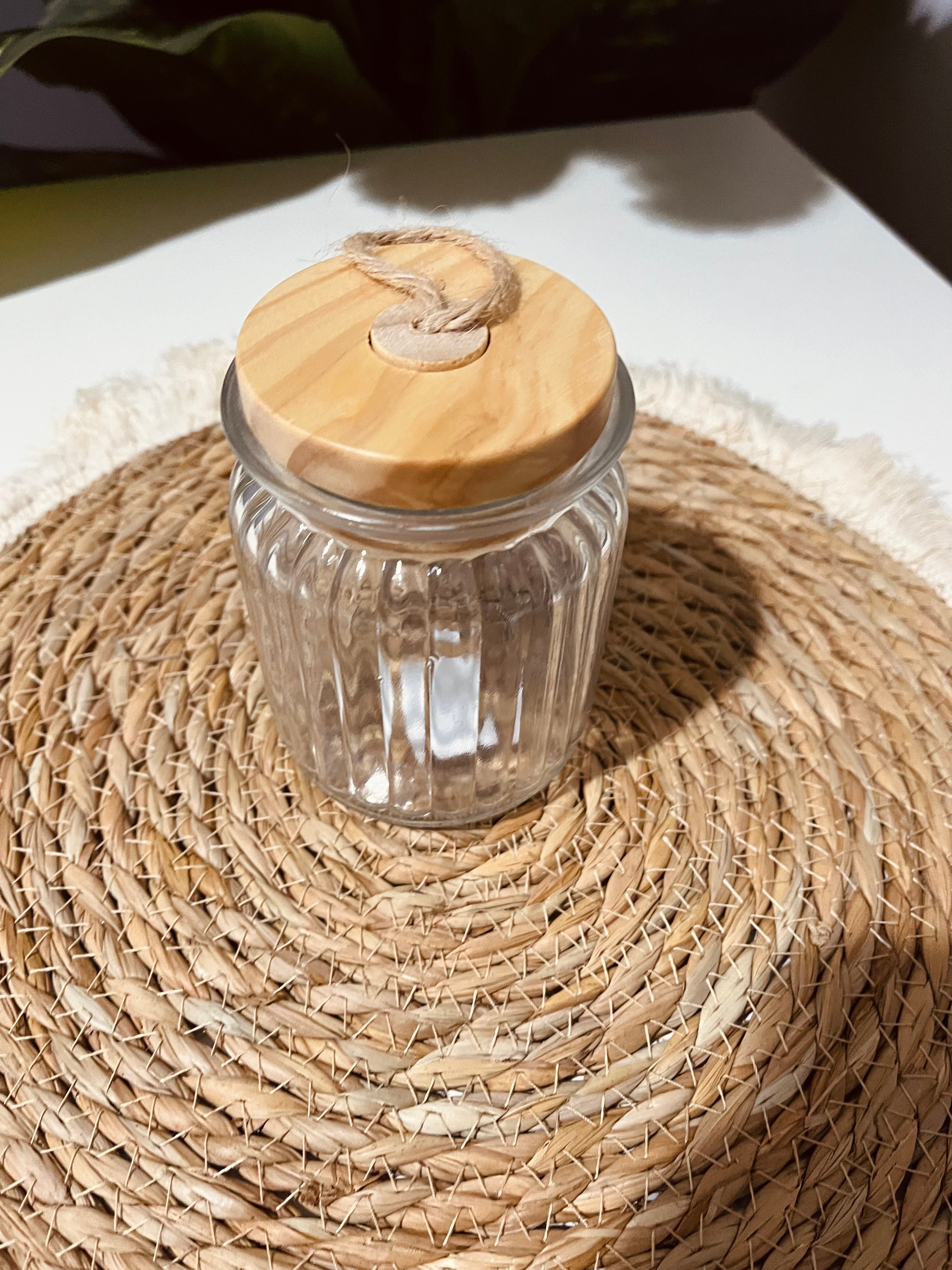 One glass jar 350ml (مضلع بالقطعه)