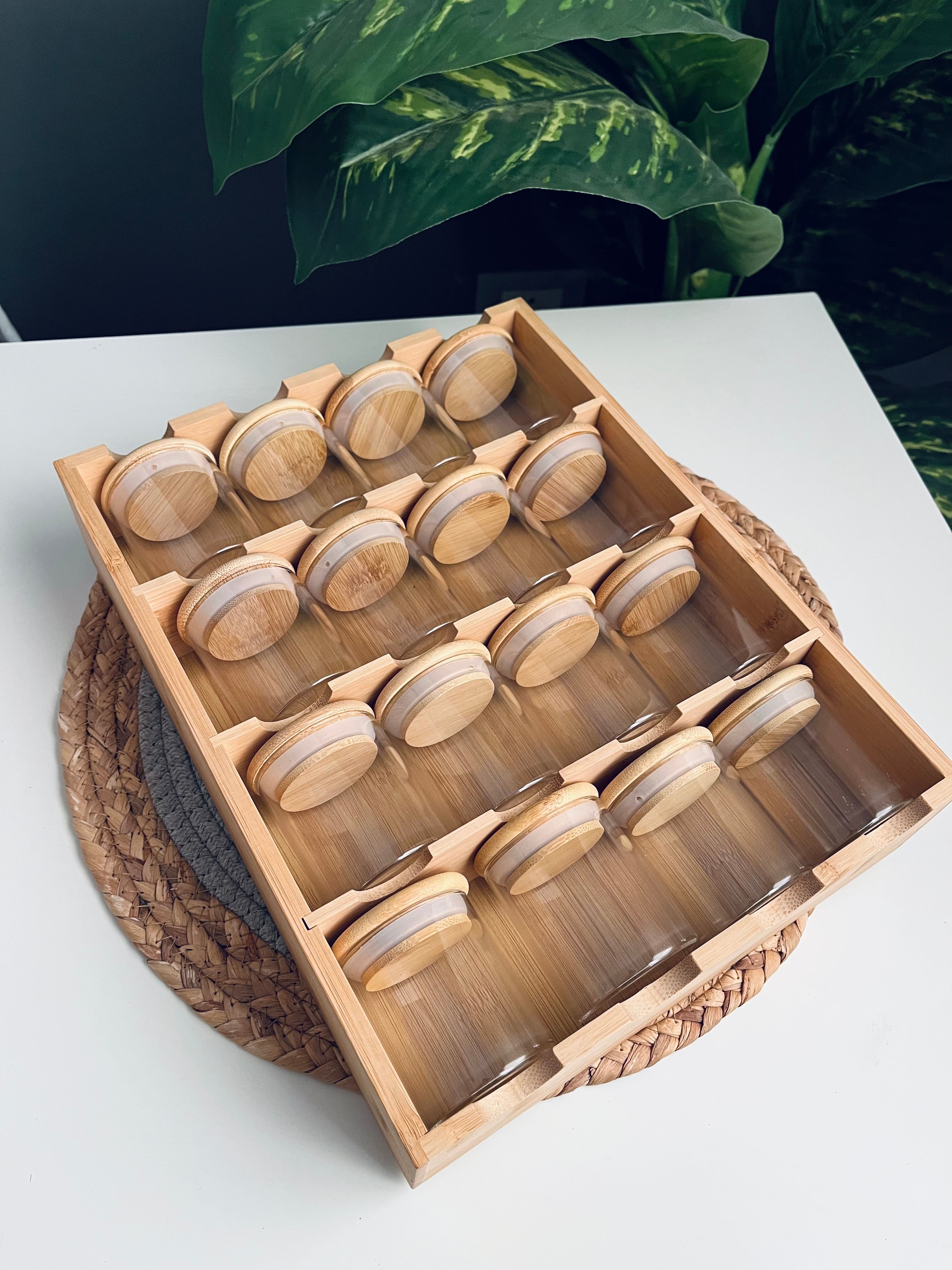 مدورSet of 16 glass jars +bamboo holder(150ml)26cm*34cm