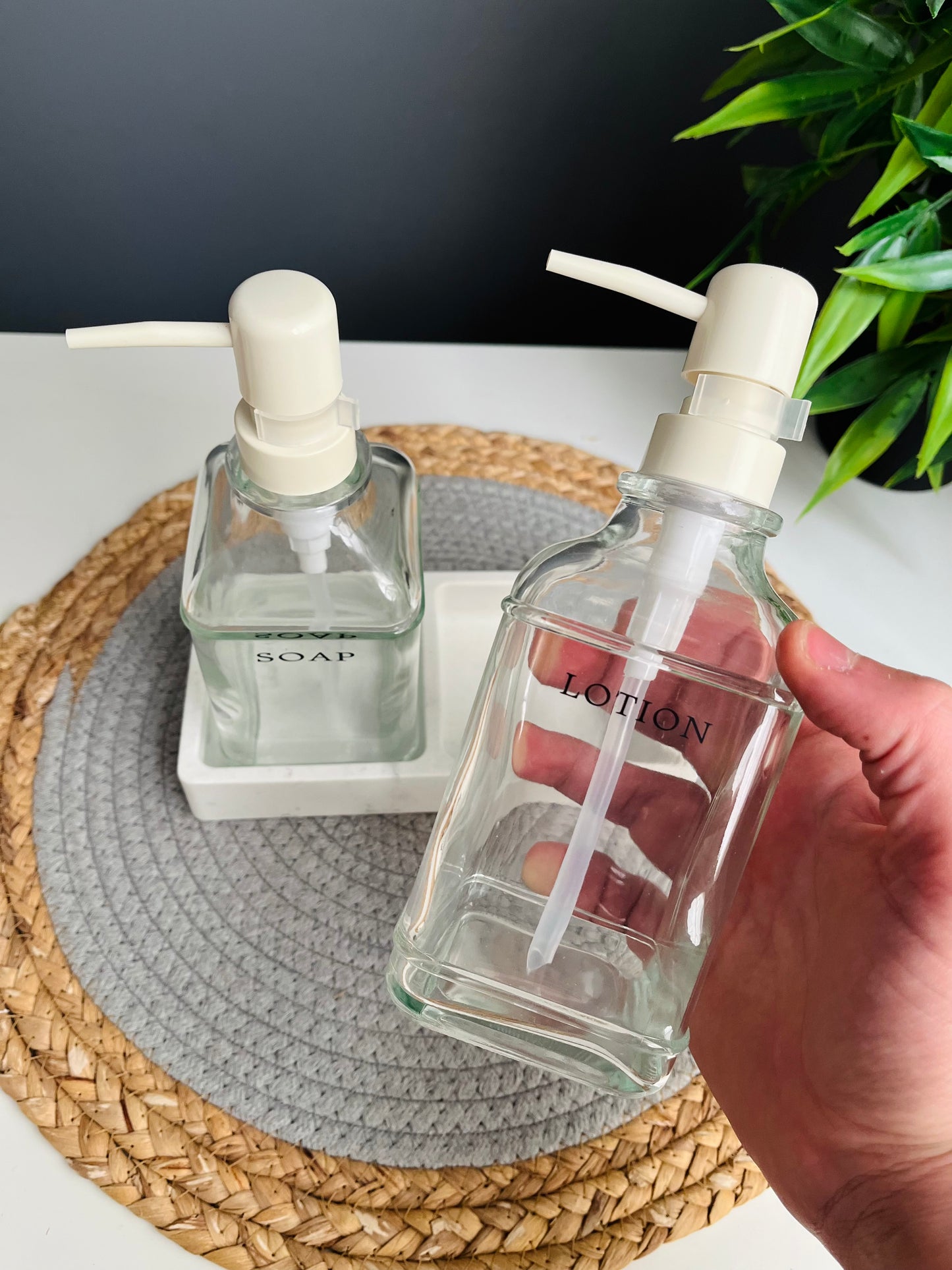 Lotion Dispenser (code BA-016)