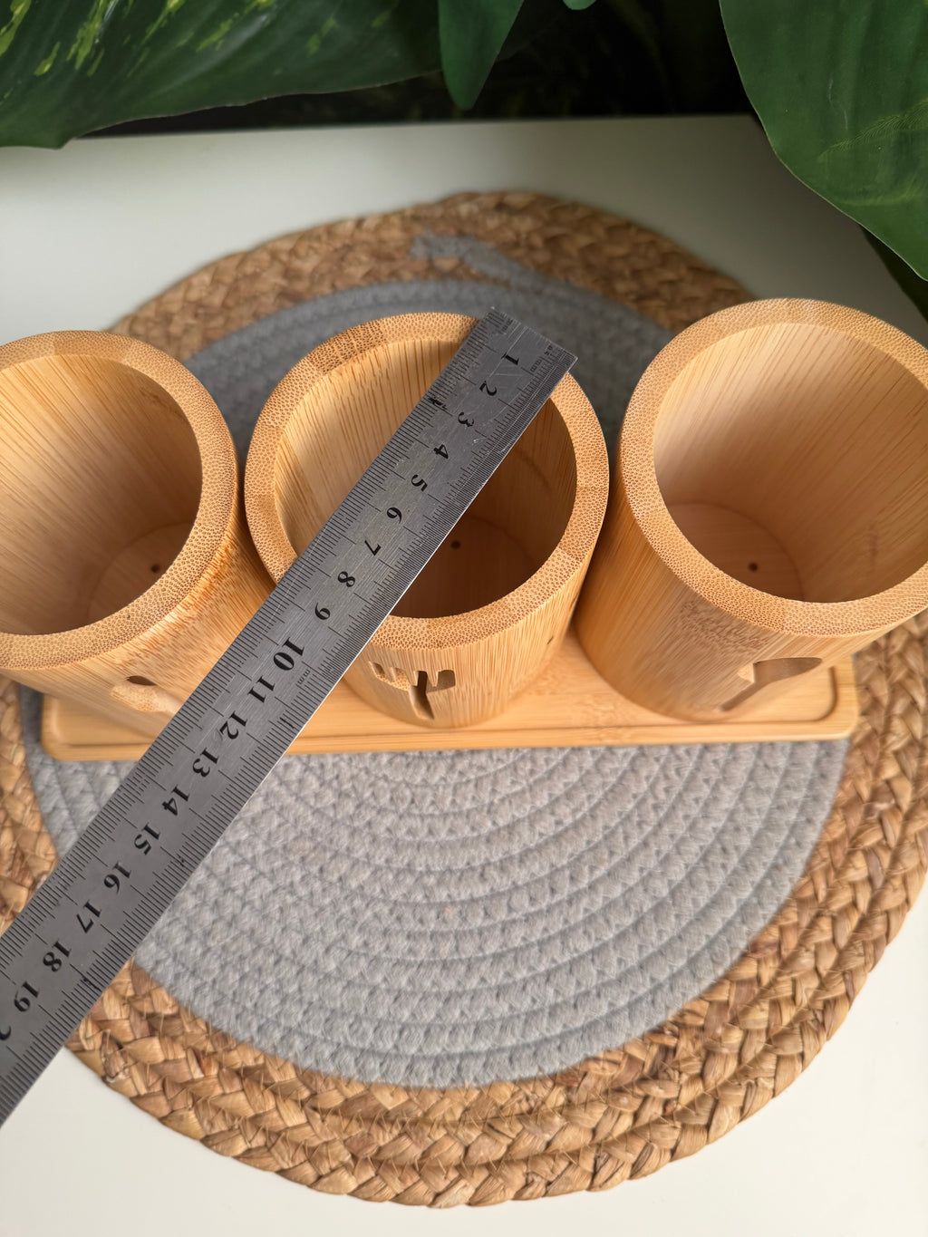 Wooden holder 4 pieces (code368)