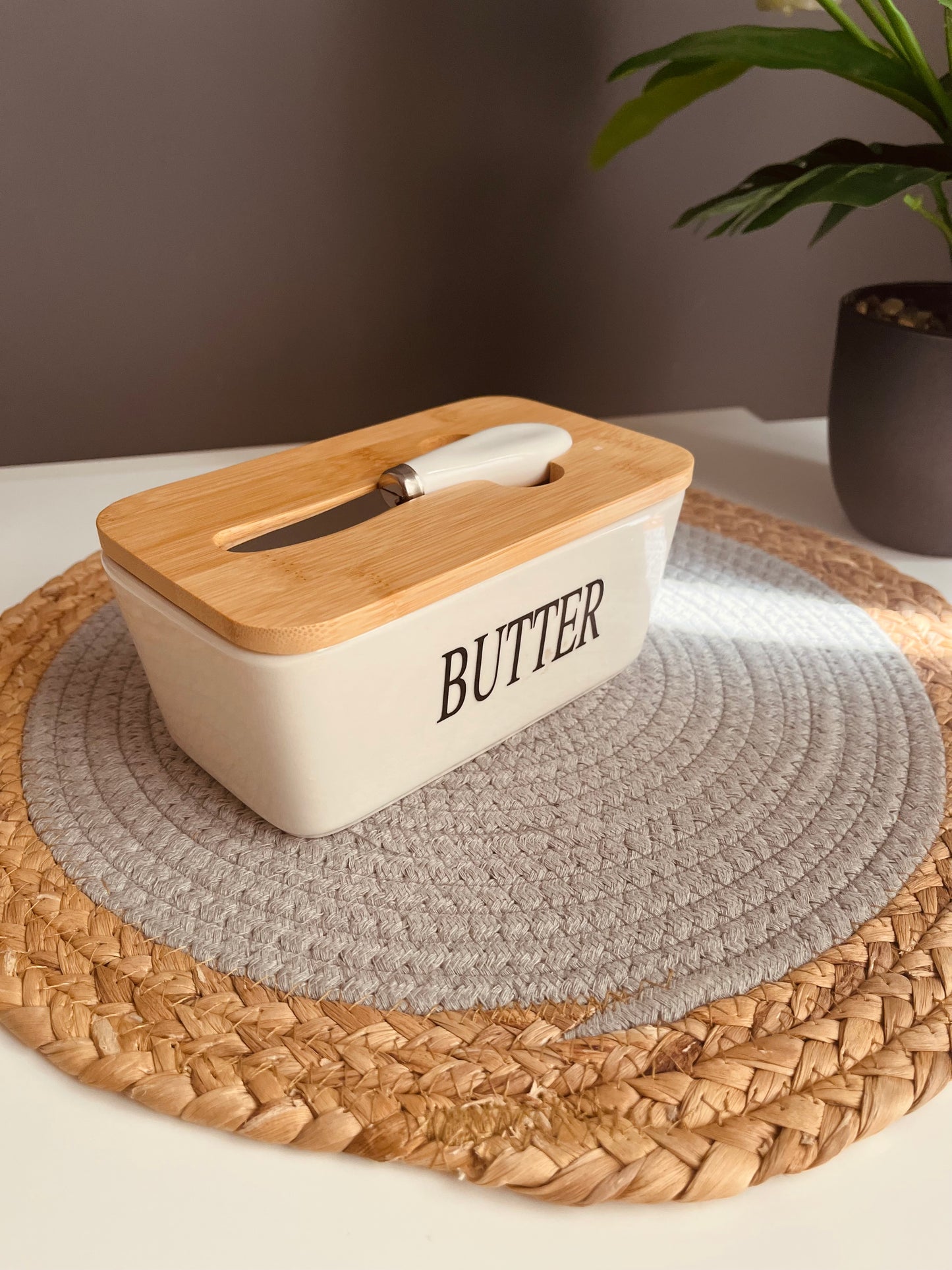 White Porcelain Butter box (Wooden lid) 16cm*10cm*6cm