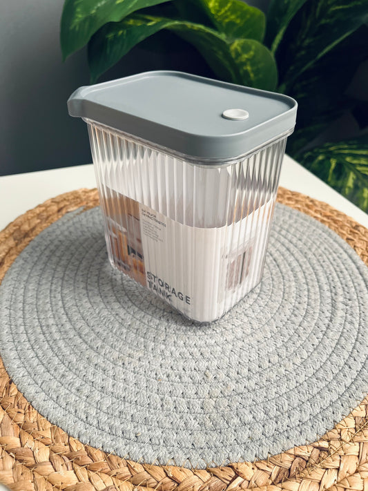 acrylic jar (square jar) 1L(رمادى)