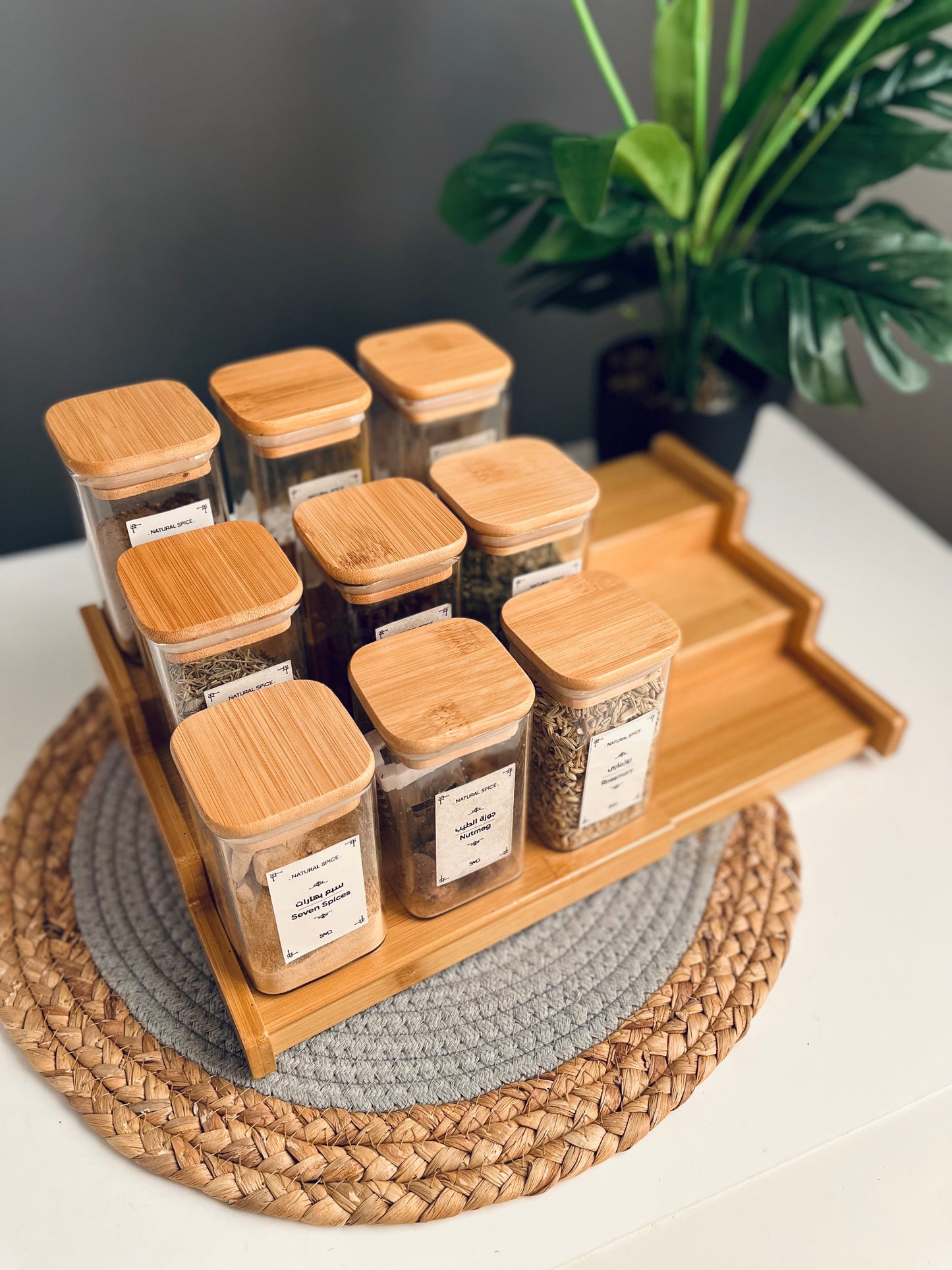Set of 9 glass jars with bamboo stairs 250ml