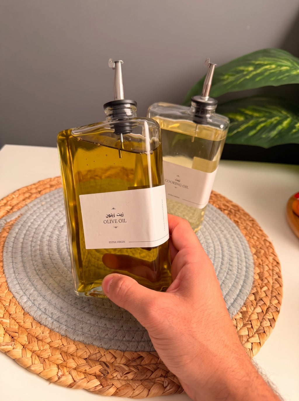 Set of (2) Oil bottles square+أستكرين  (code 294)(سلڤر)