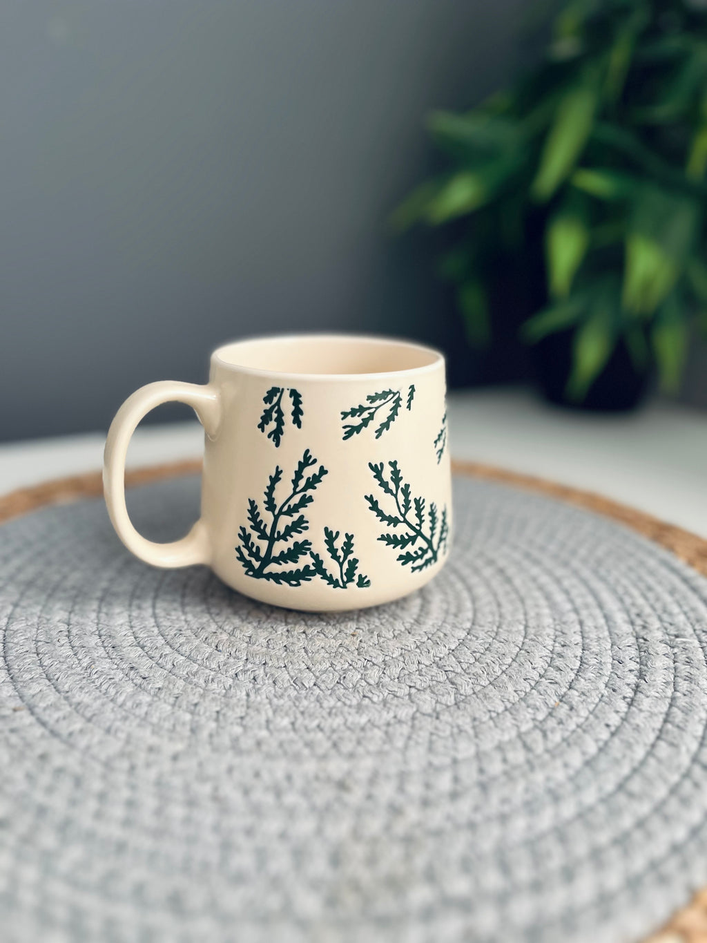 Porcelain mug (green)pattern (code476)