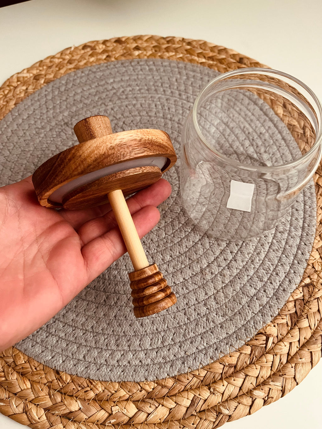 Honey jar برطمان عسل (جديد غطاء خشب )code65