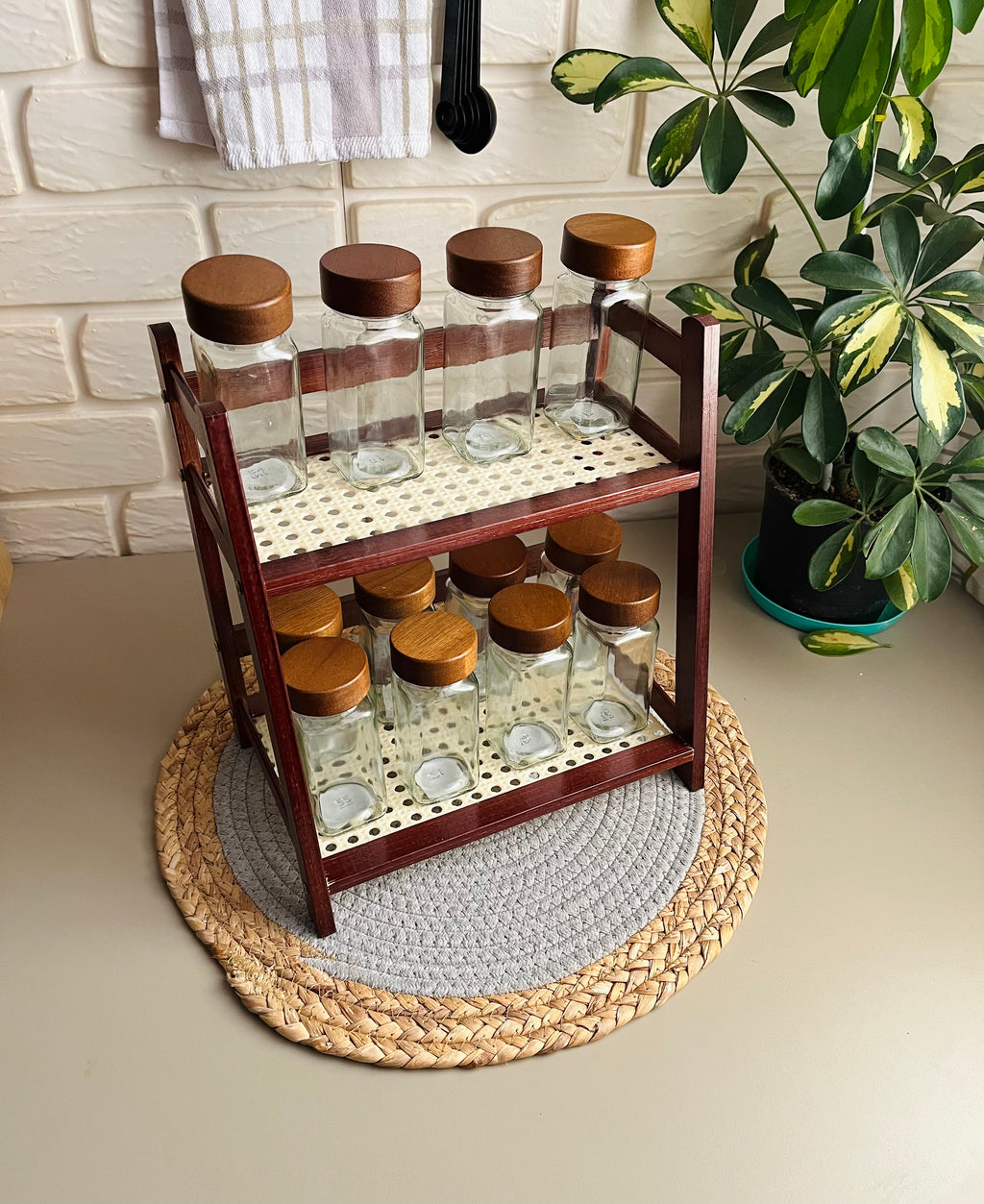 Set of 12 glass jars 150ml with stand(غامق)