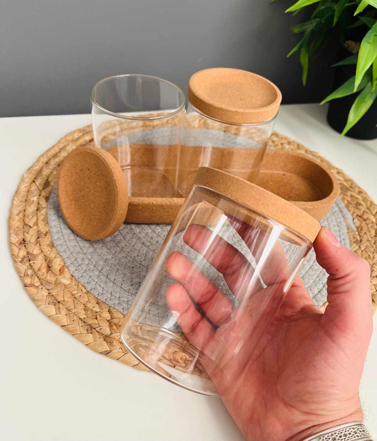 Set of 3 glass jars380ml+tray(c19-37)