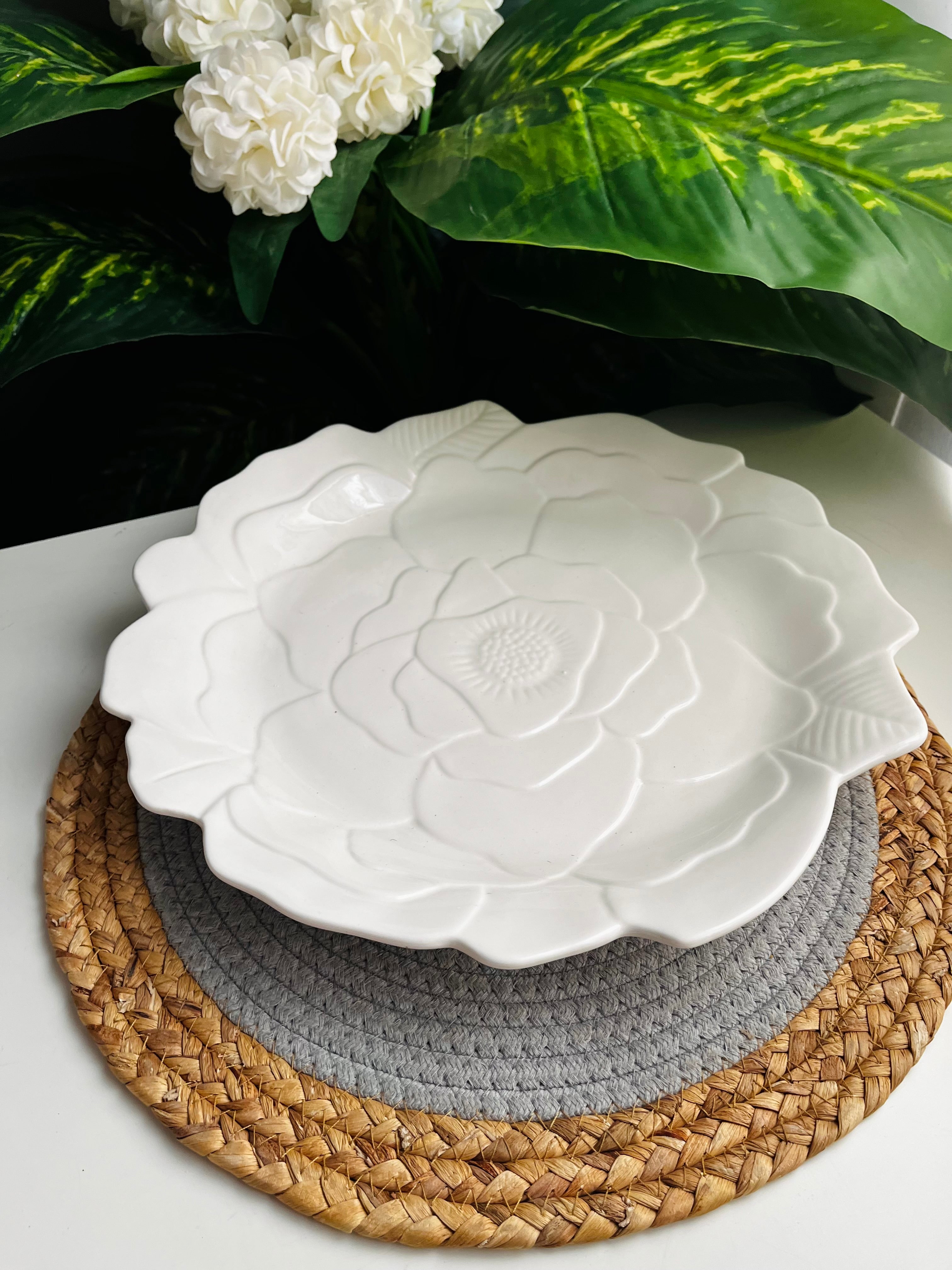 طبق ابيض ورده كبير35cm(code1013)