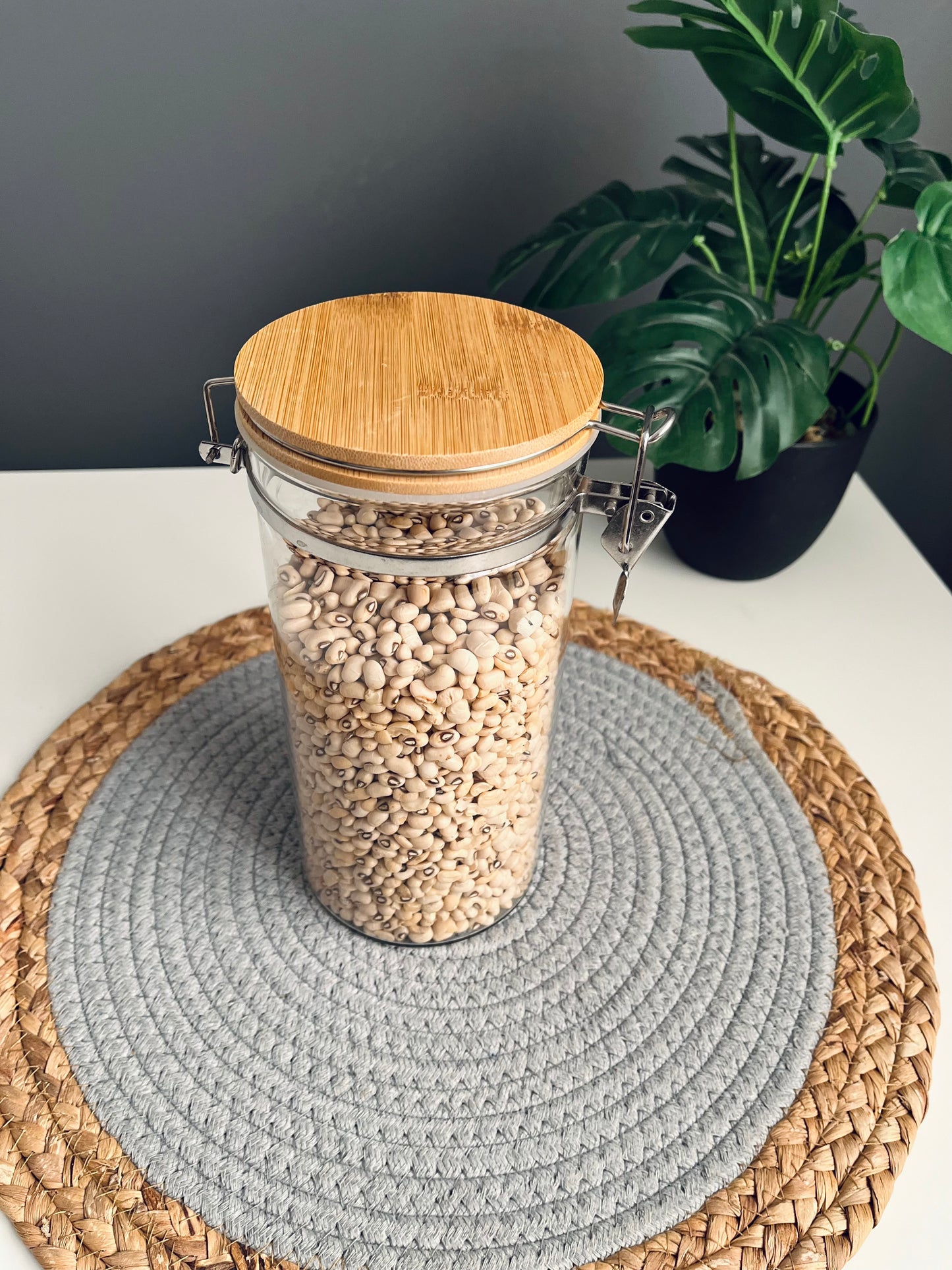 Large Glass jar 1.2L كلبس