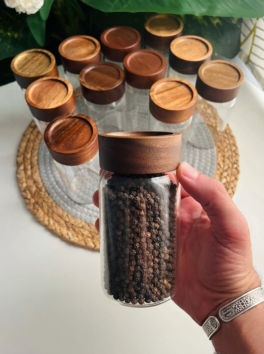 (Code223) Set of 12 glass jars 300ml(جديد)غطاء غامق كبير