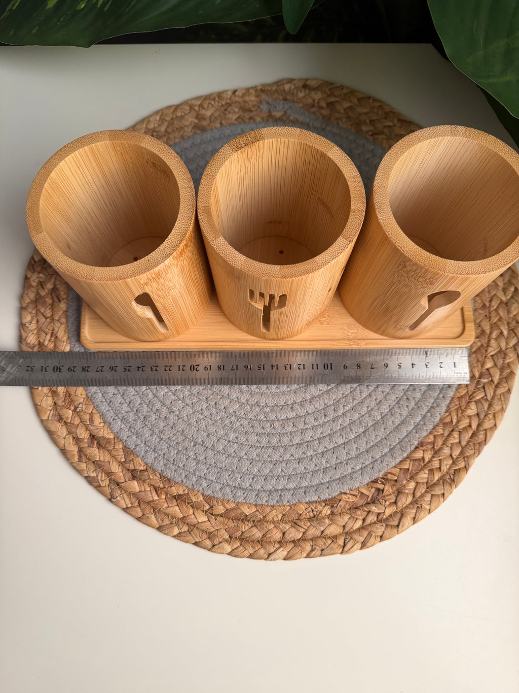 Wooden holder 4 pieces (code368)