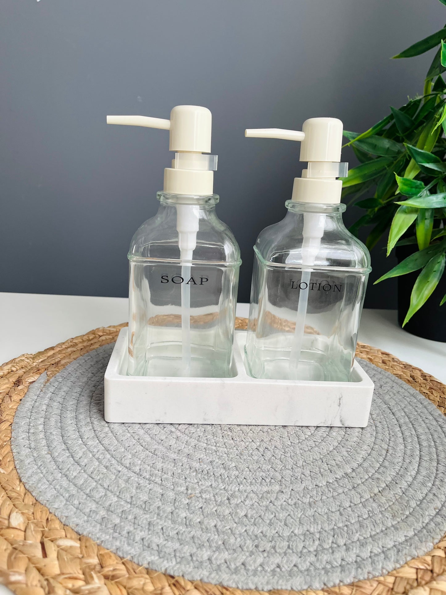 Lotion Dispenser (code BA-016)