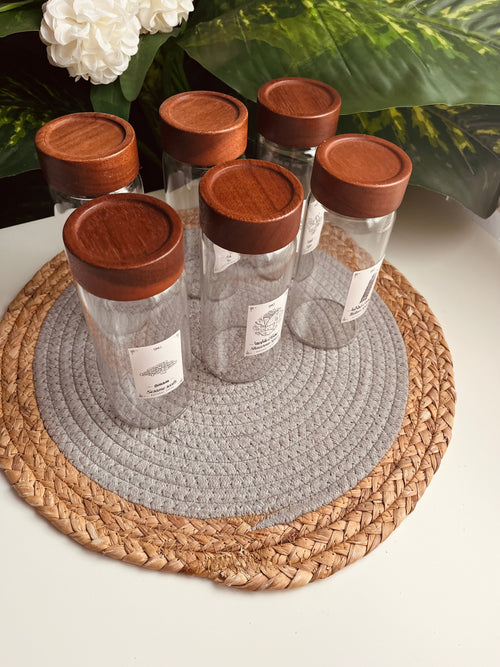 (Code224) Set of 6 glass jars 400ml(جديد)غطاء غامق كبير