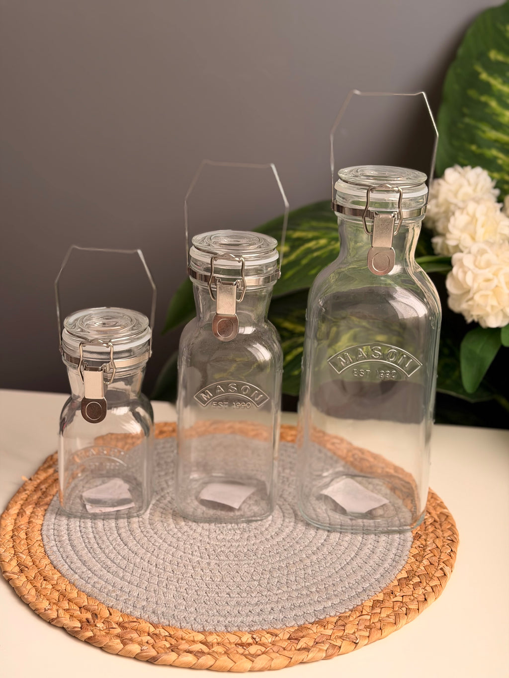 One glass jar (كلبس)0.5L (code330)