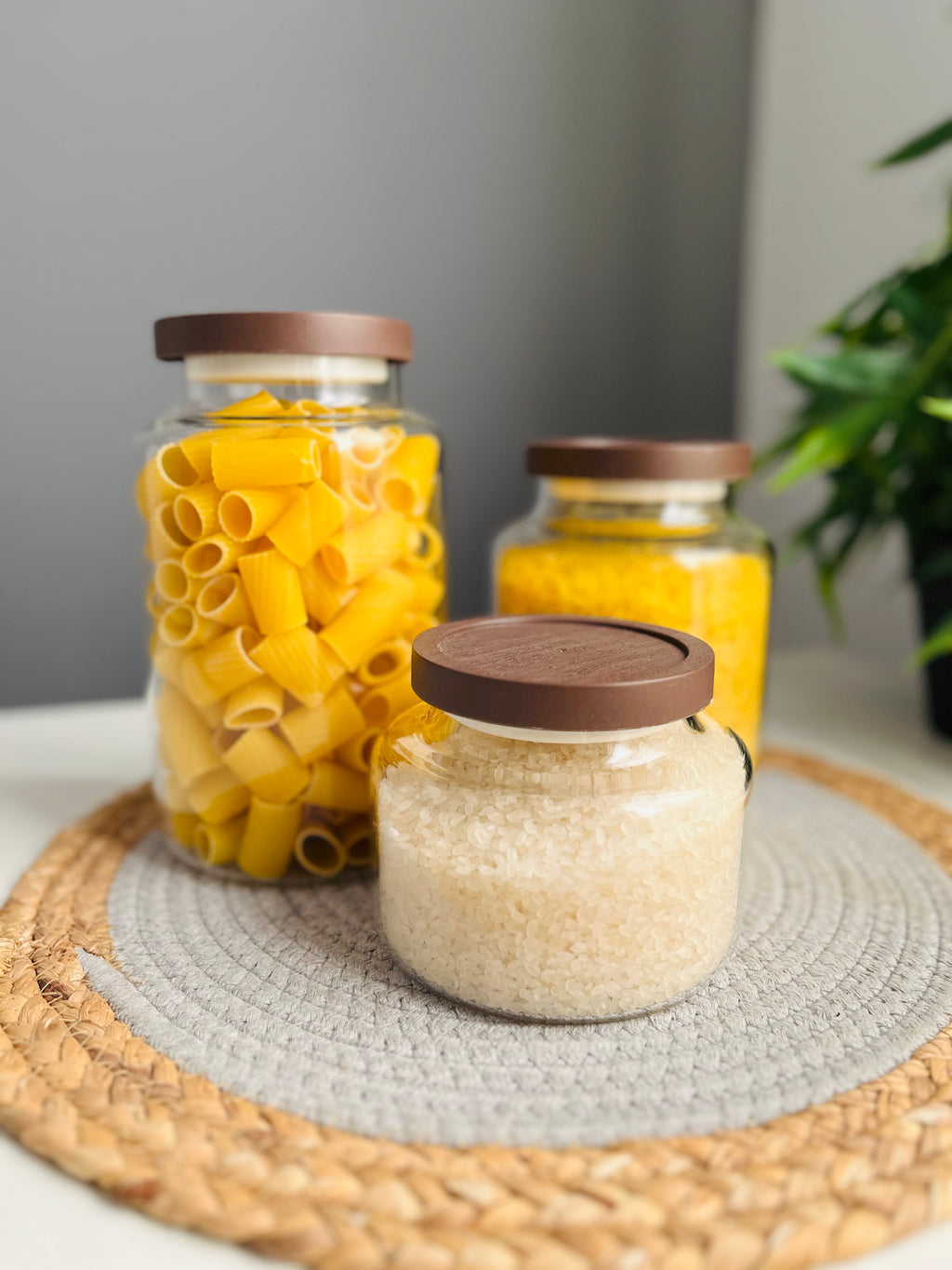 Set of 3 jars different sizes (code041)غطاء بلاستك خشبى