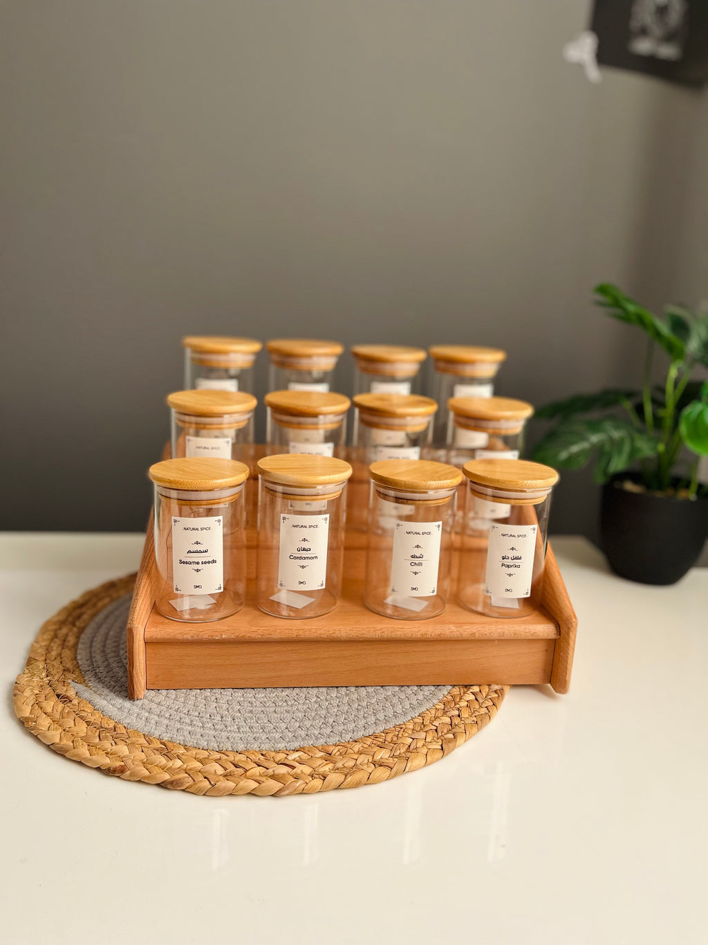 Set of 12 glass (مدور) jars with zaan  stairs 250ml