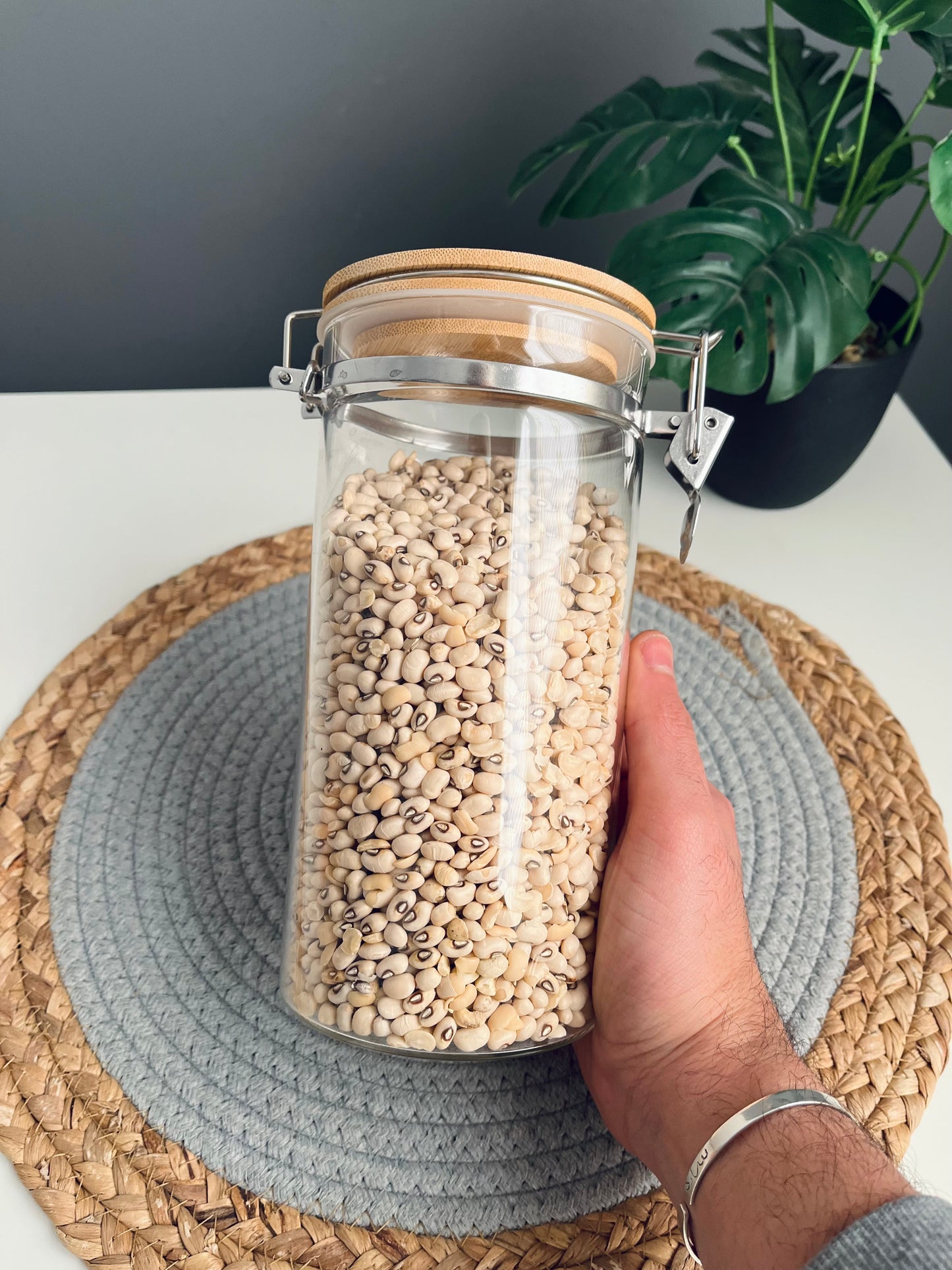 Large Glass jar 1.2L كلبس