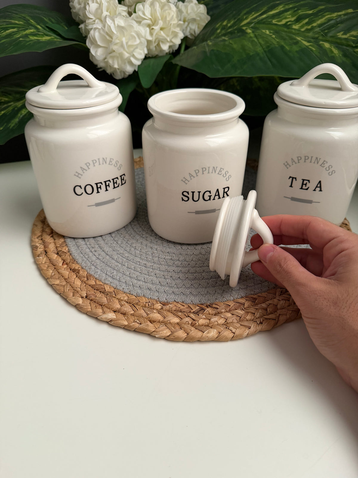 Set of 3 Porcelain Jars (coffee-Sugar-Tea)(code89)
