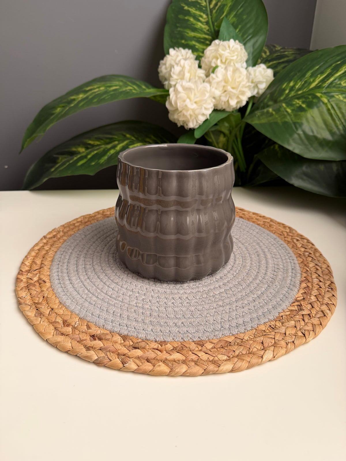 Porcelain holder (gray )code455(13cm*12cm)