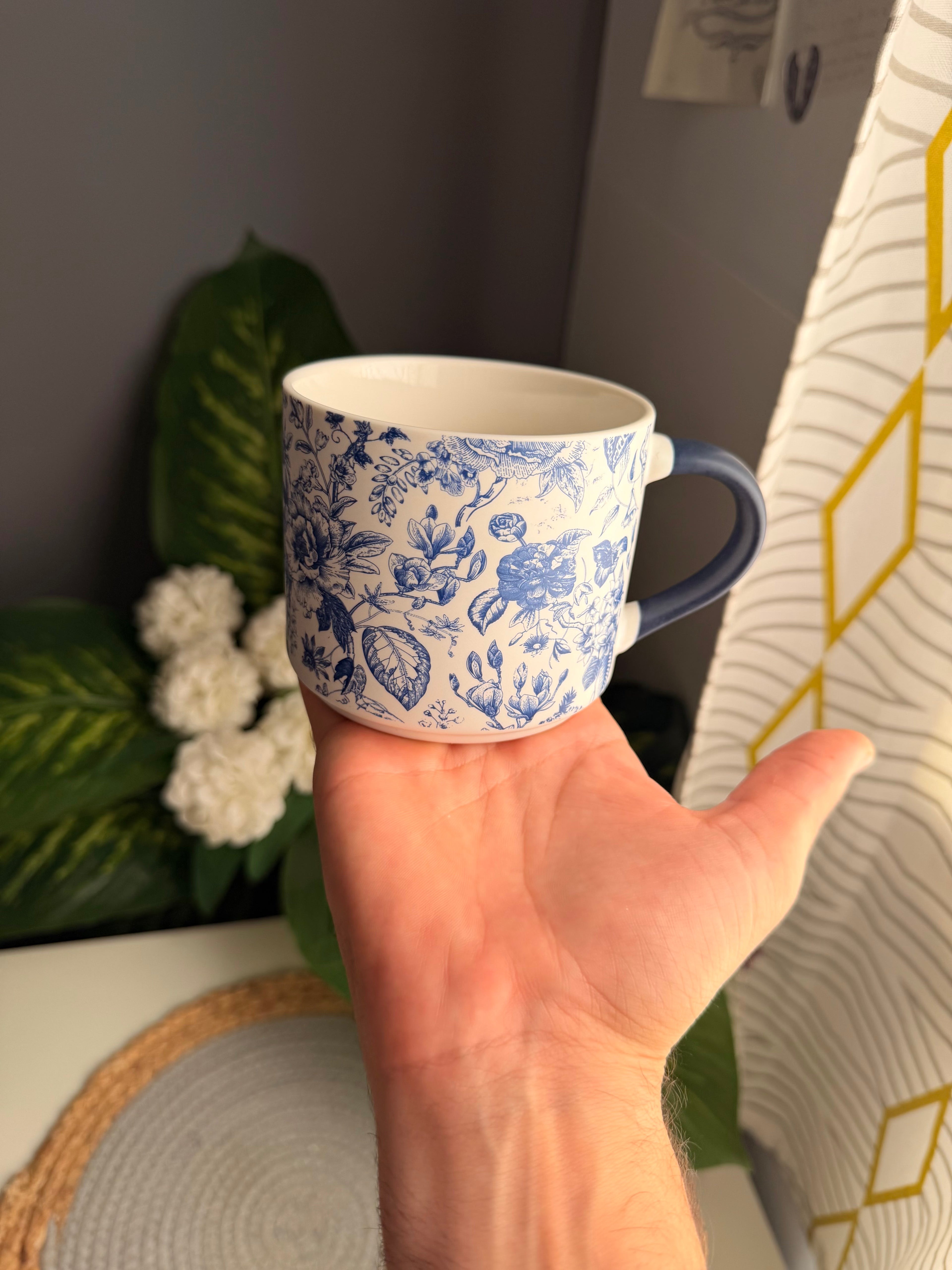 Blue mug porcelain (code1941)